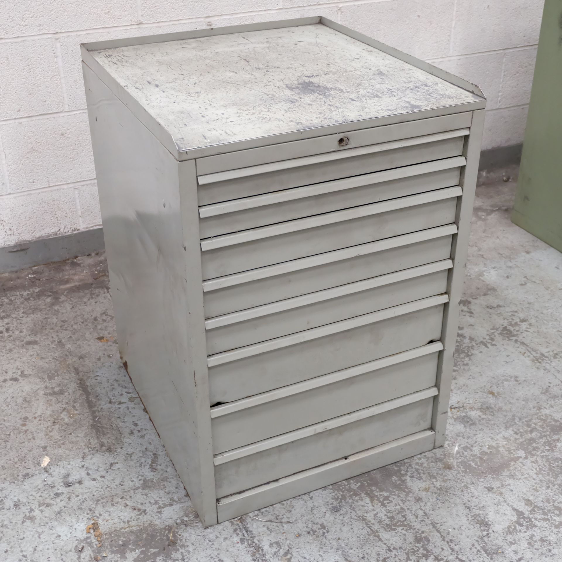 An 8 Drawer Tool Chest, 590mm x 660mm x 820mm High - Image 3 of 6