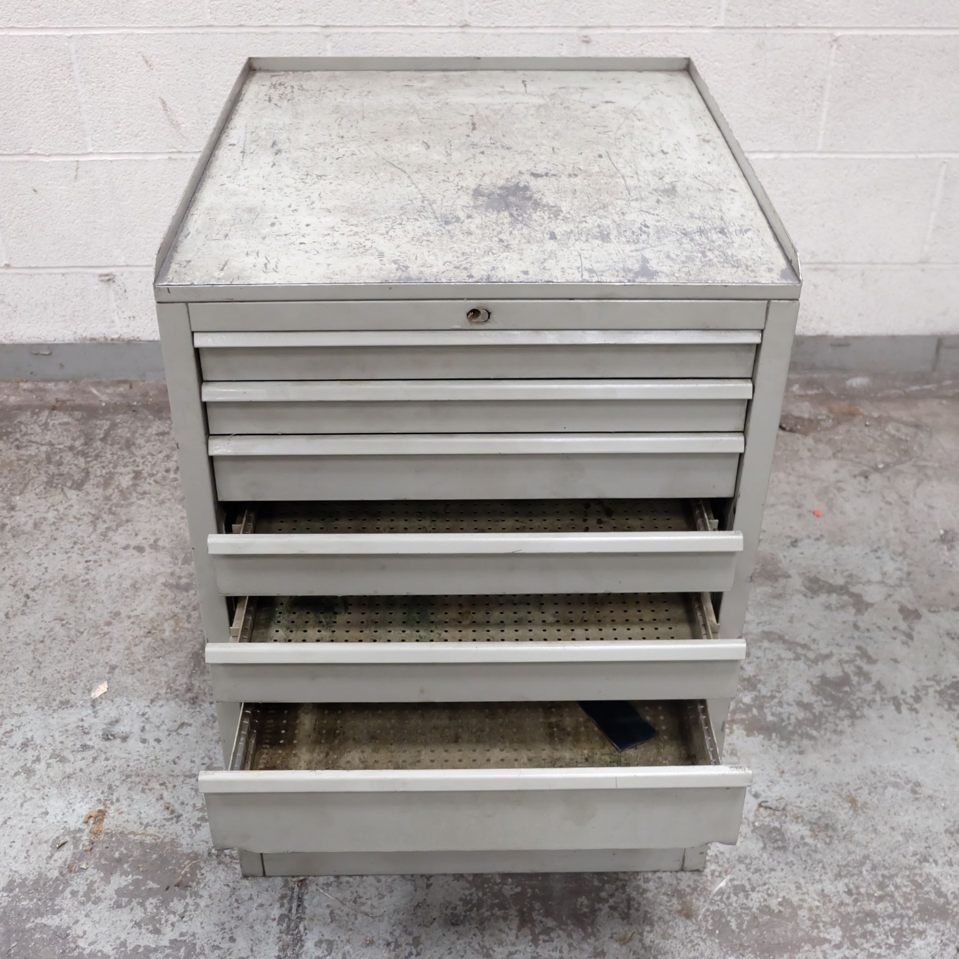 An 8 Drawer Tool Chest, 590mm x 660mm x 820mm High - Image 5 of 6