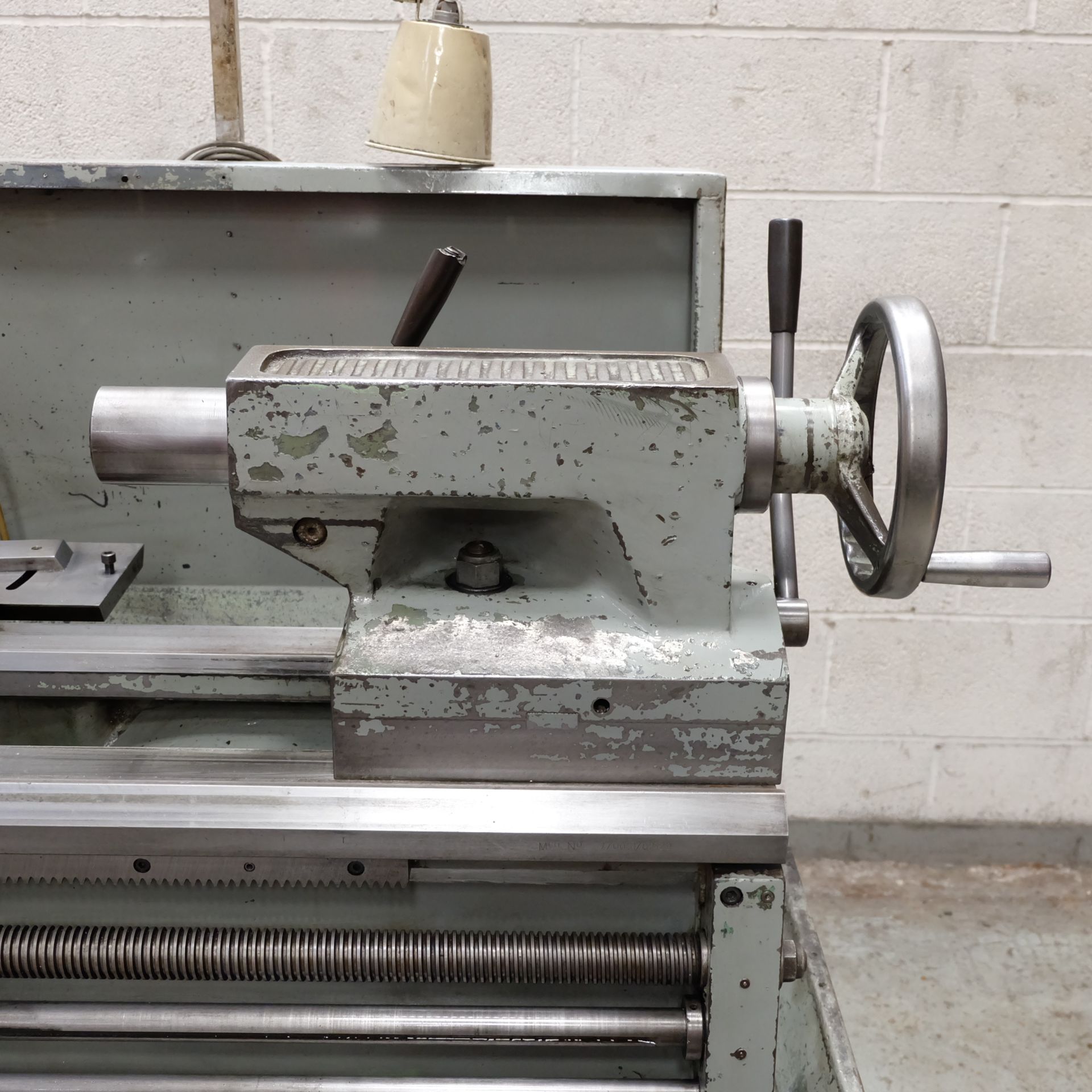 A Colchester Mascot 1600 Centre Lathe, 17in Swing - Image 10 of 13