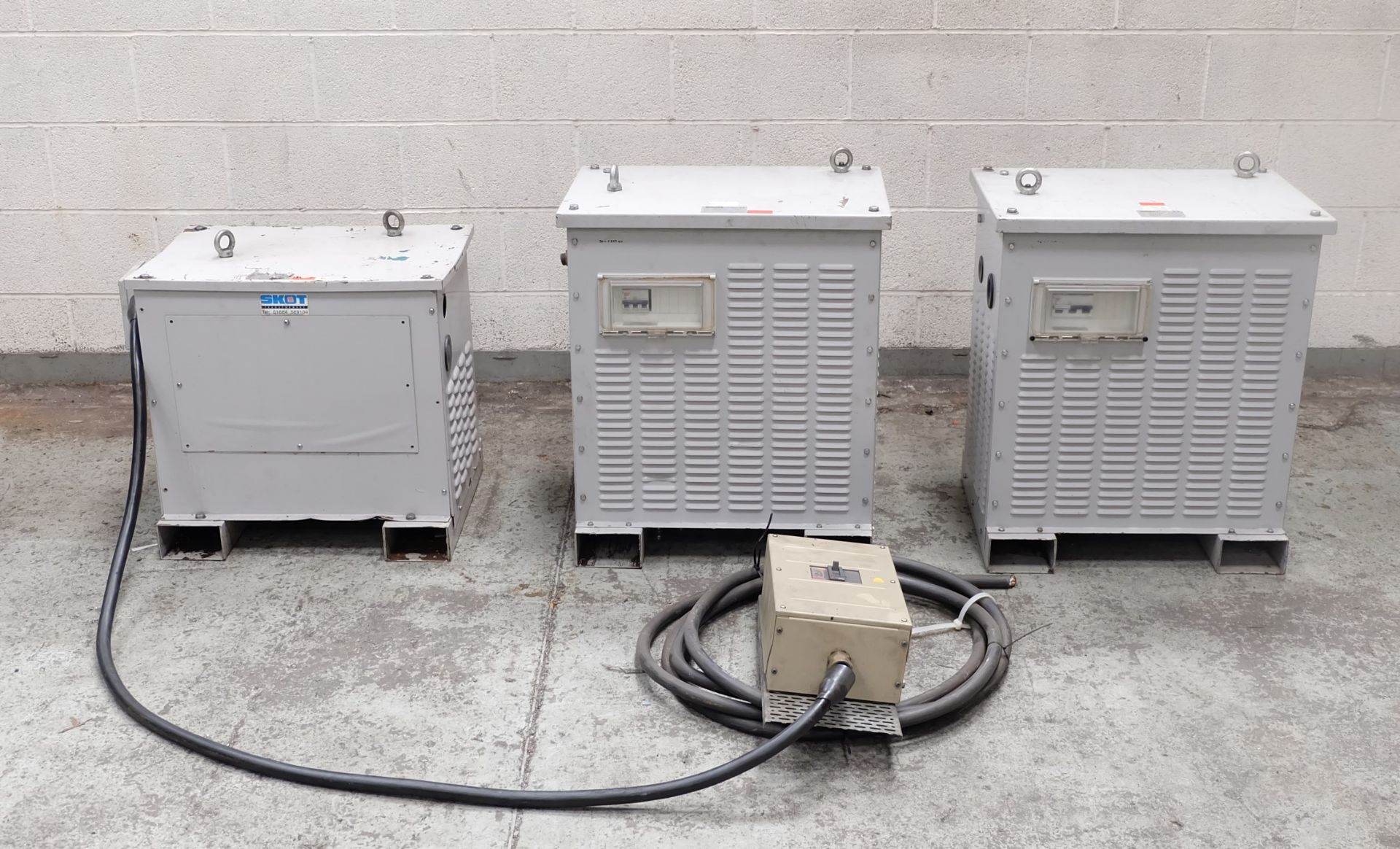 3 IMS Type VT Transformers, Electric/Gas Cabinet M