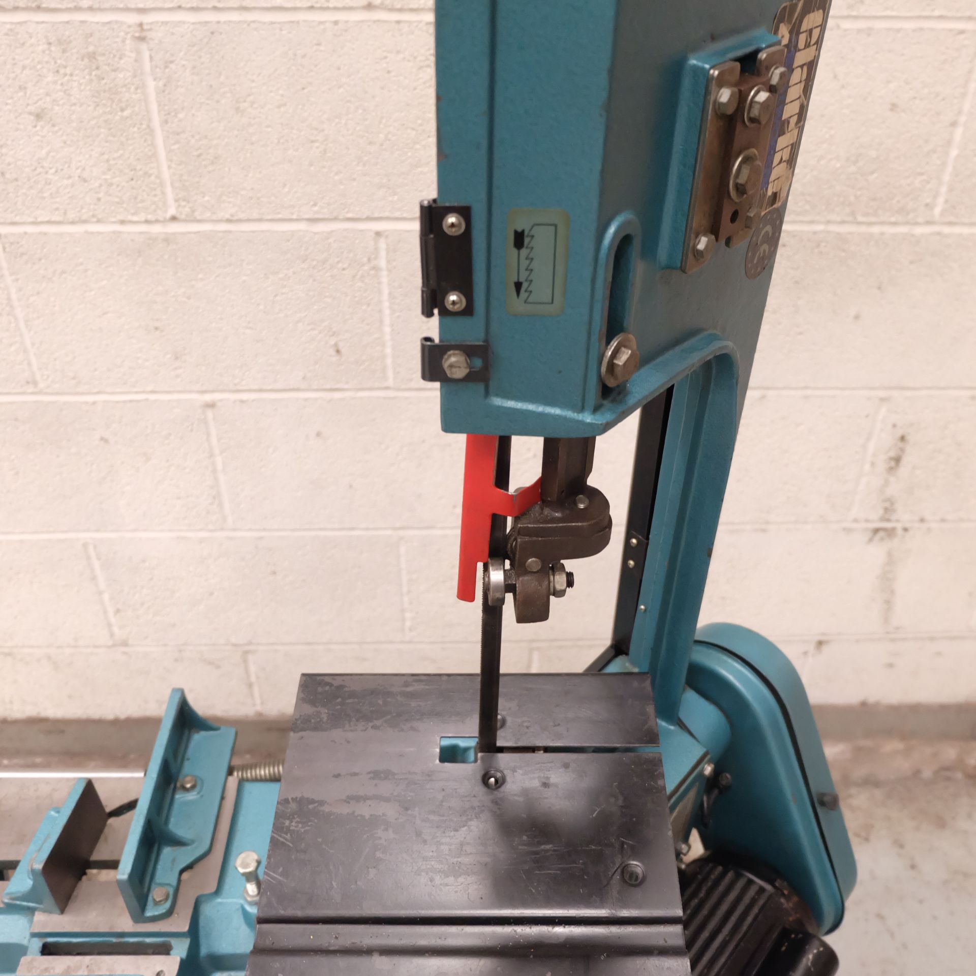 A Clarke Horizontal Bandsaw 4 1/2in Capacity, Sing - Image 4 of 5