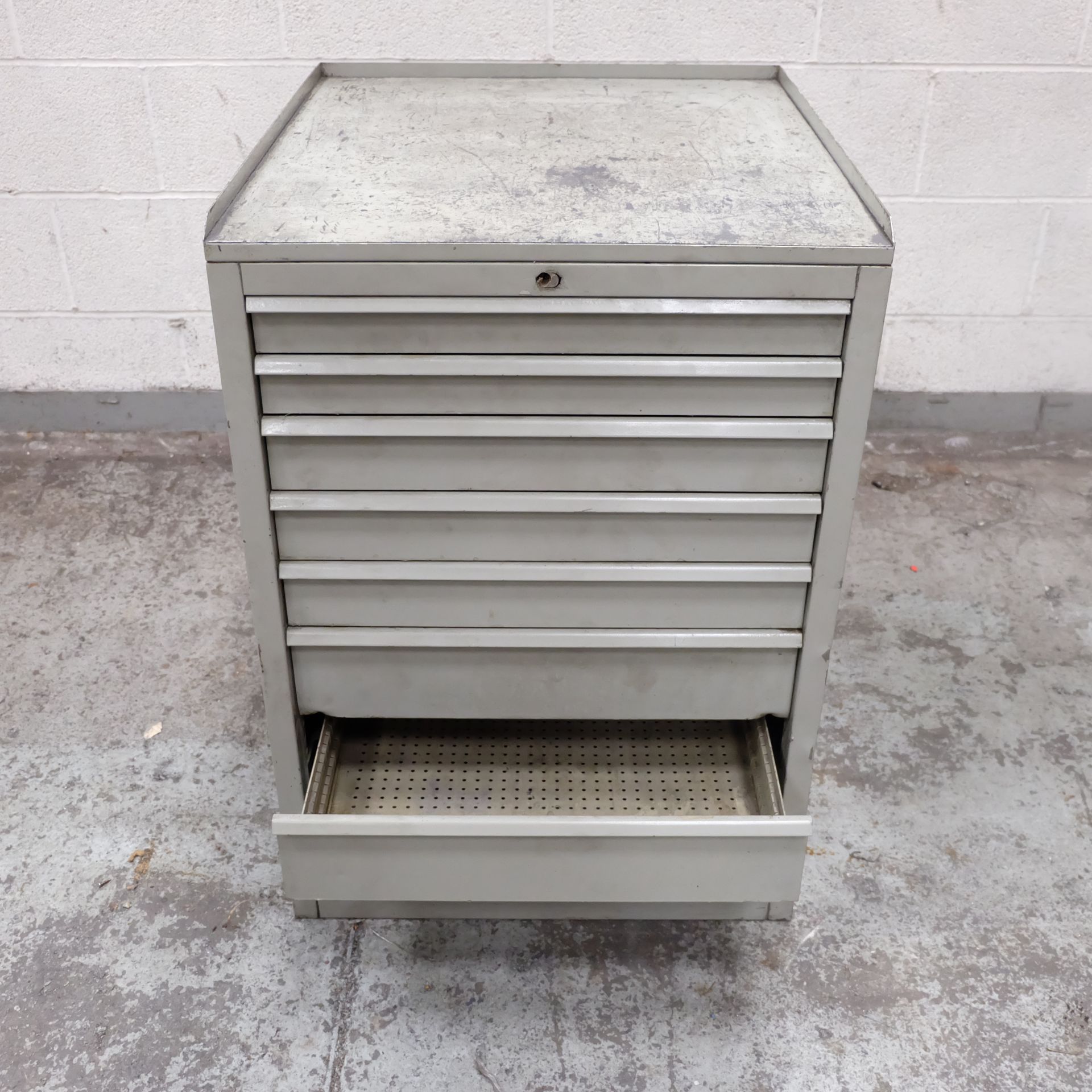 An 8 Drawer Tool Chest, 590mm x 660mm x 820mm High - Image 6 of 6