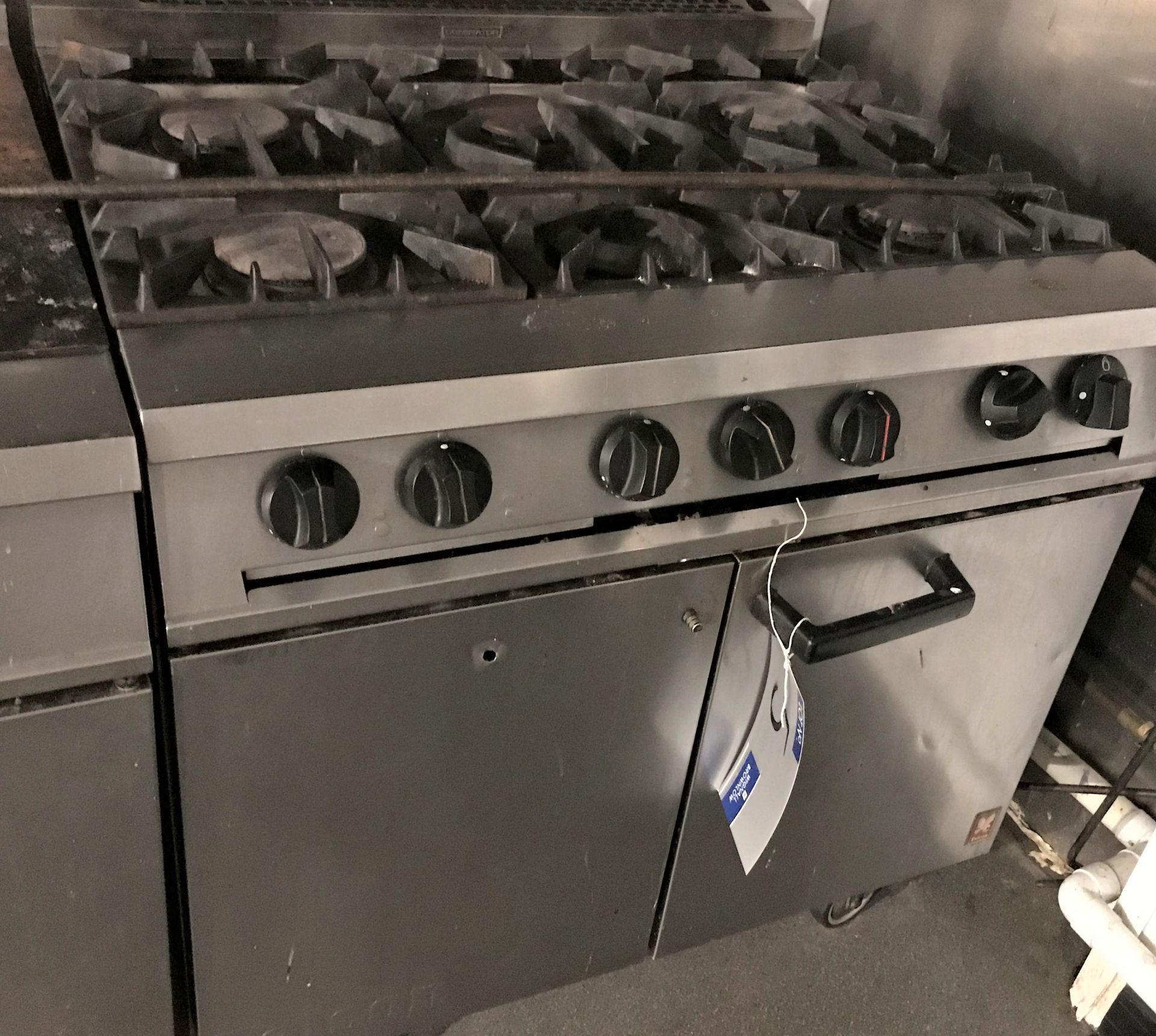 A Falcon Dominator Mobile Double Door Gas Oven wit