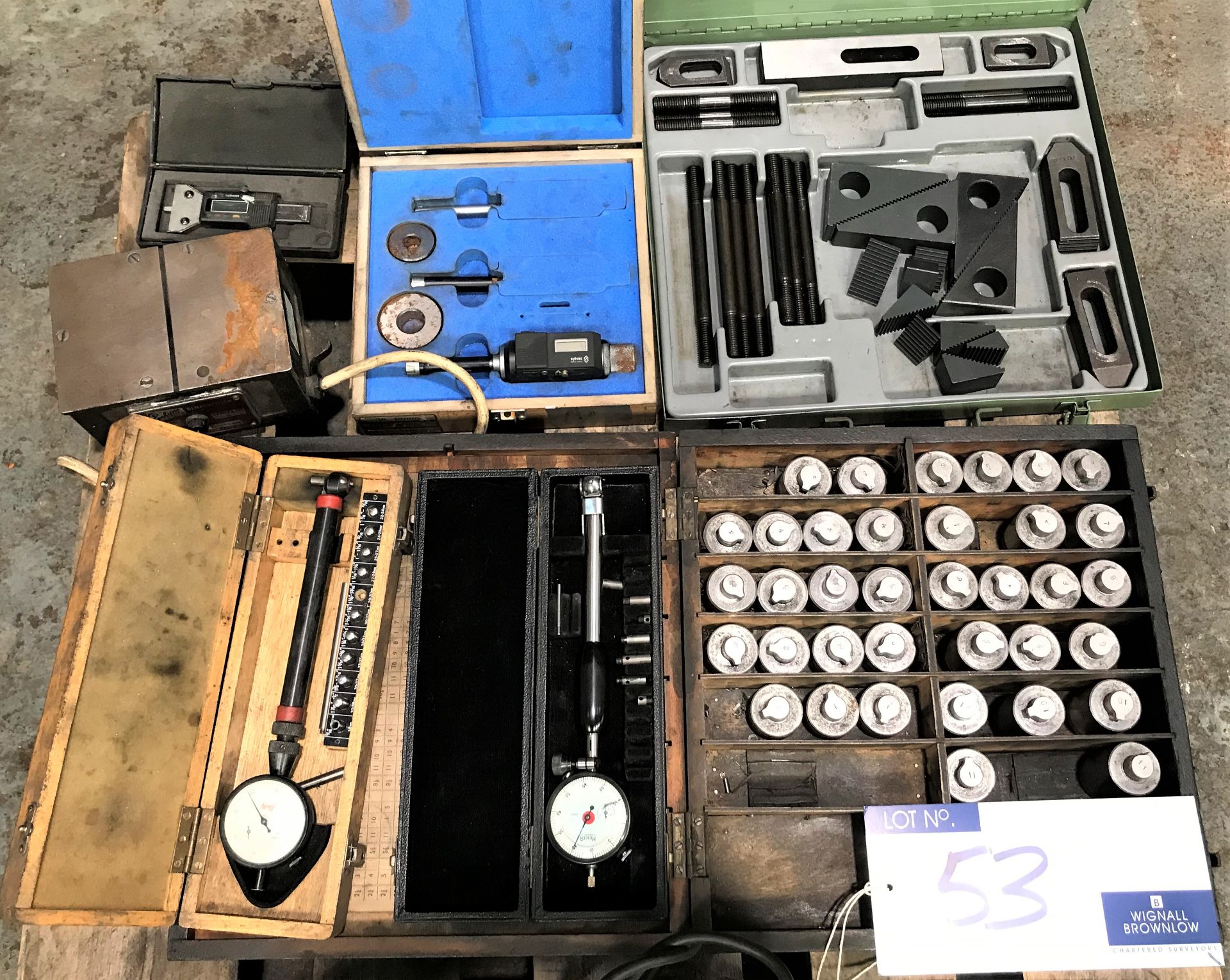 A Quantity of Miscellaneous Tools and Equipment. - Image 2 of 3