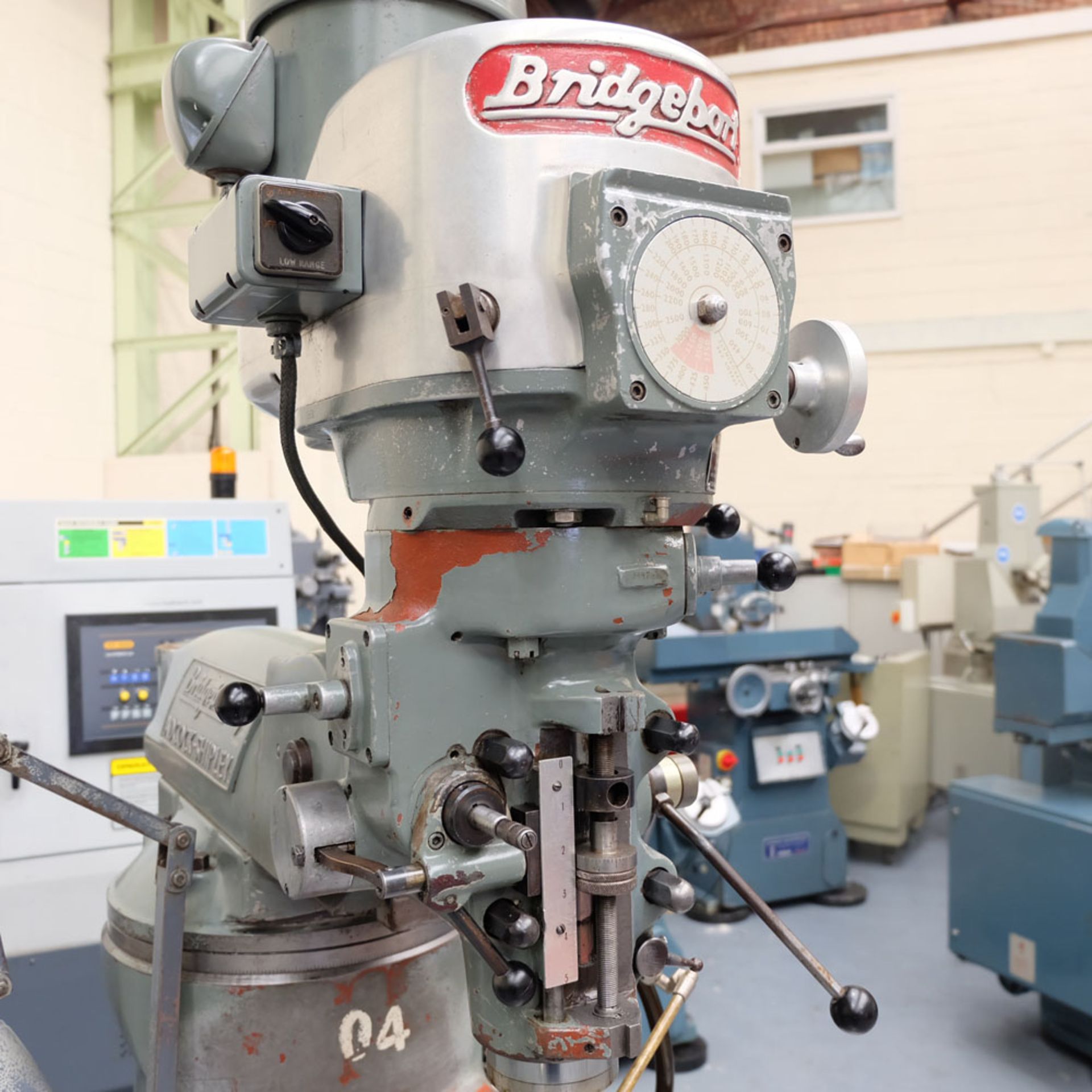 A BRIDGEPORT Type BR2J Varispeed Turret Milling Machine, Spindle Taper R8, Table 42in x 9in, - Image 3 of 8