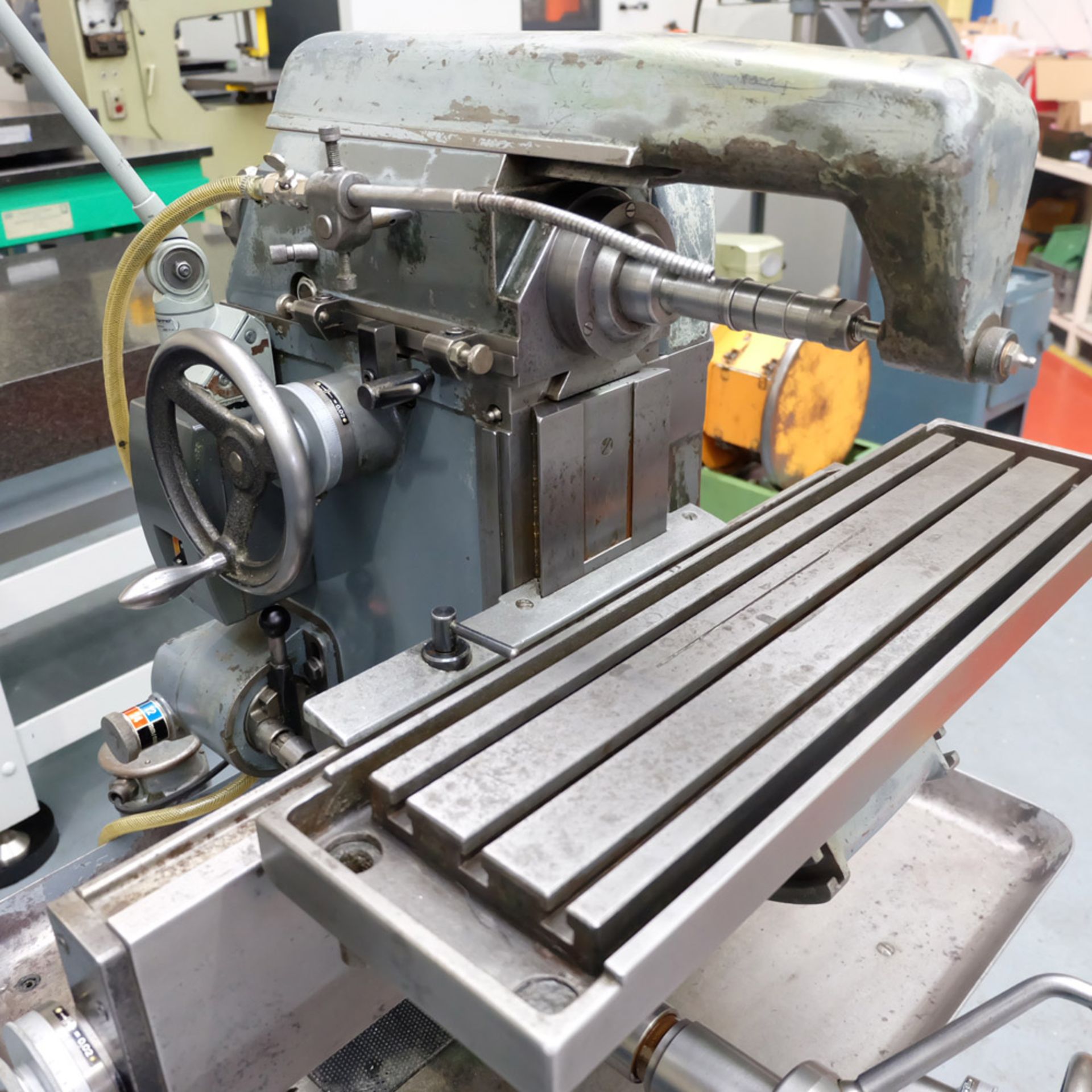 An ACIERA F3 Horizontal Milling Machine: Table 700mm x 190mm, Spindle Speeds 155-2500rpm. - Image 5 of 10