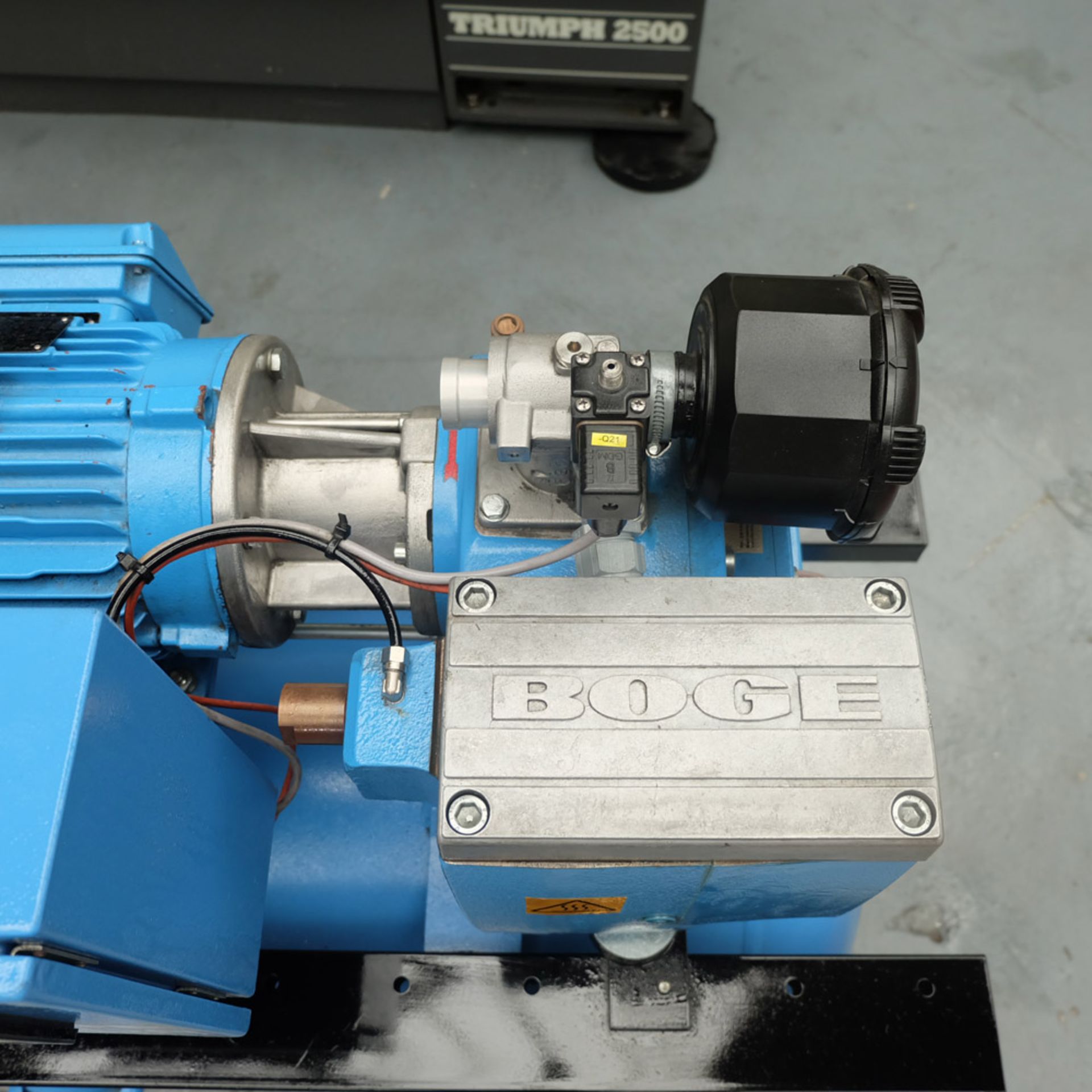 A BOGE Type C7 LDR-270 Receiver Mounted Rotary Screw Air Compressor: Flow Rate 0.728 m/min, Max - Image 3 of 9