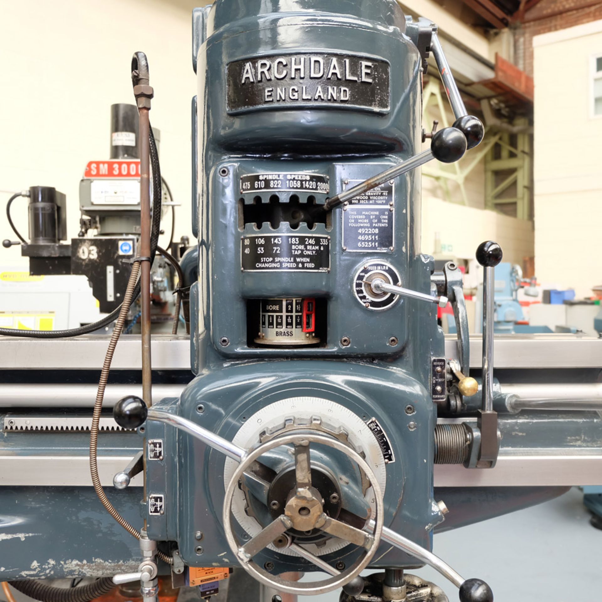 An ARCHDALE 3ft 6in Radial Arm Drill: 2in Drilling Capacity, Spindle Taper No.4 Morse, Box Table - Image 3 of 9