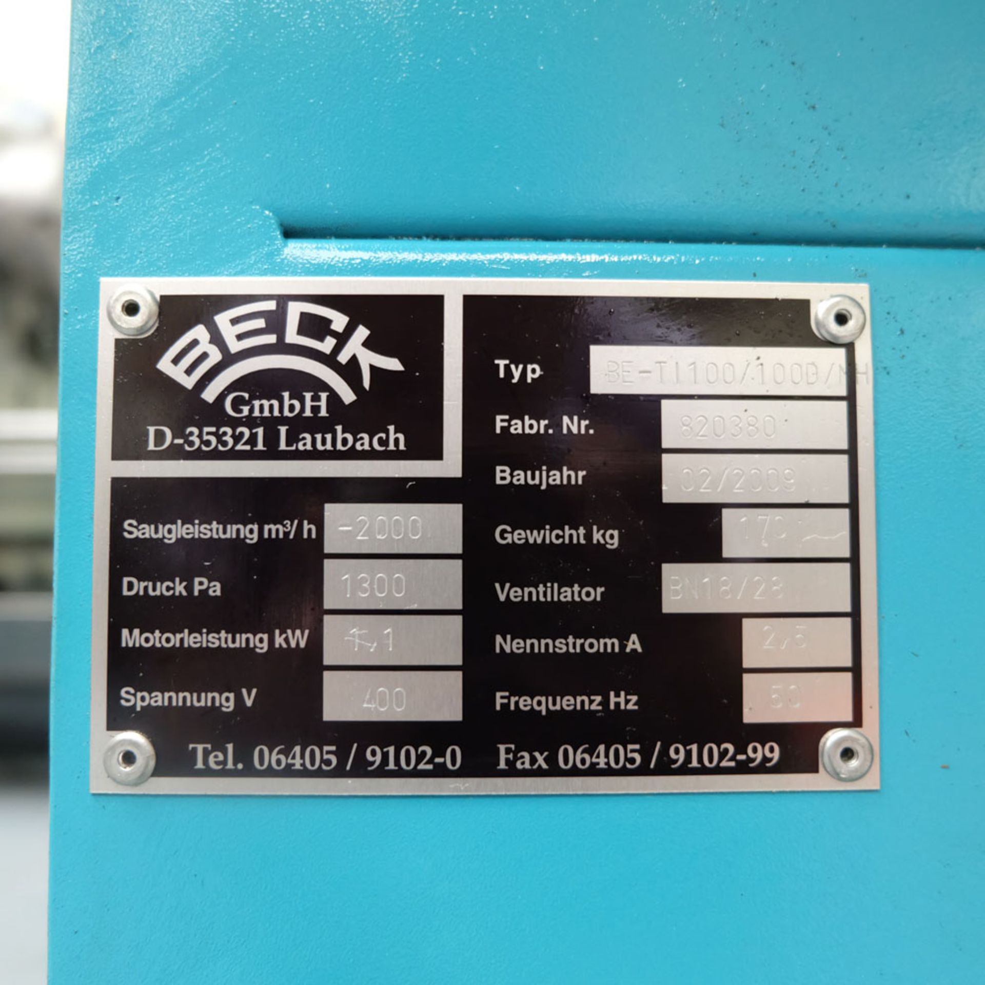 A BECK Type BE-TL100/100D/MM Vacuum Extraction Bench, Work Surface 1000mm x 700mm. - Image 7 of 7