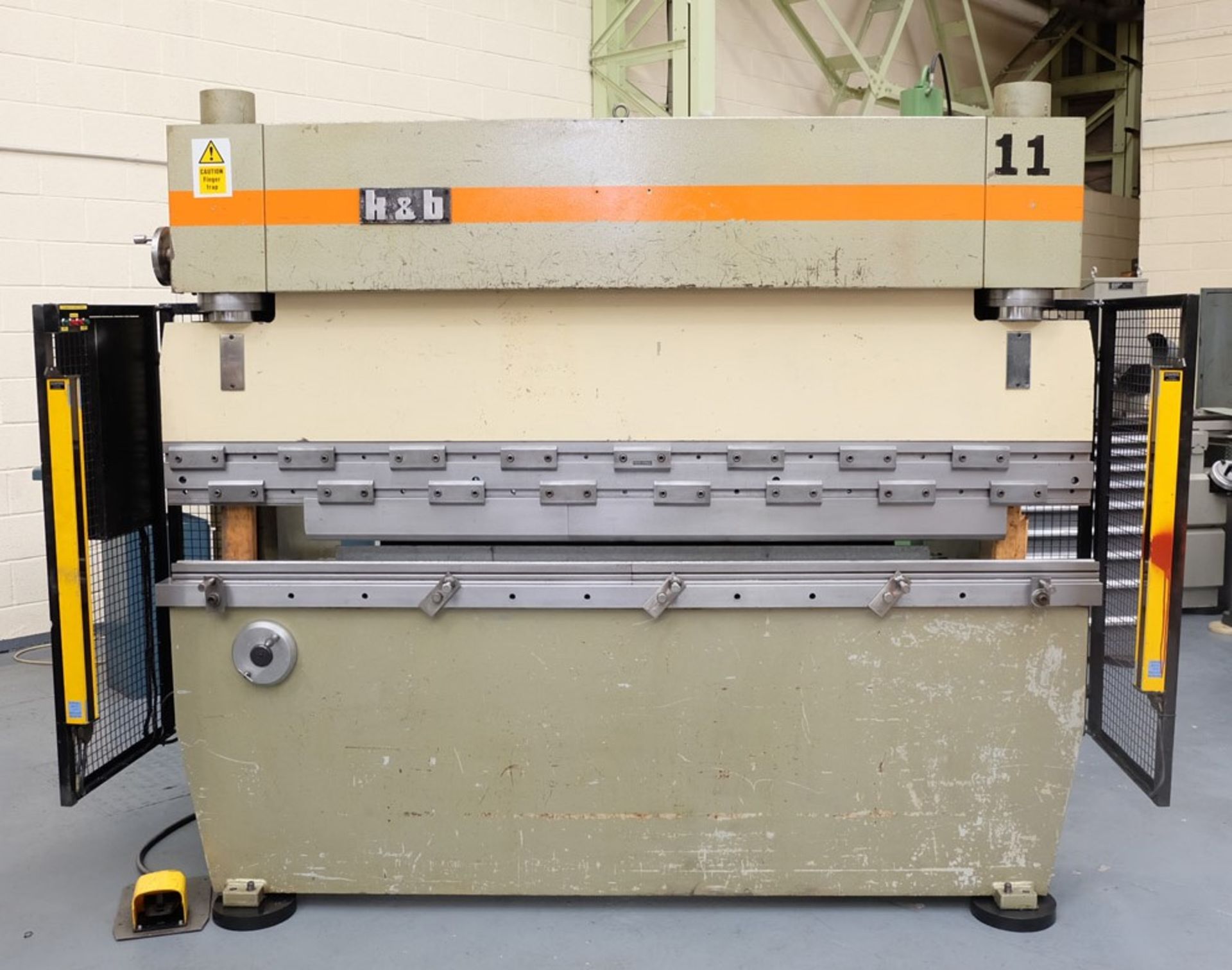 A K and B Downstroking Hydraulic Press Brake: Capacity 2500mm x 50 ton, Distance Between Side Frames