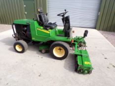 John Deere 900 Ride On Triple Mower