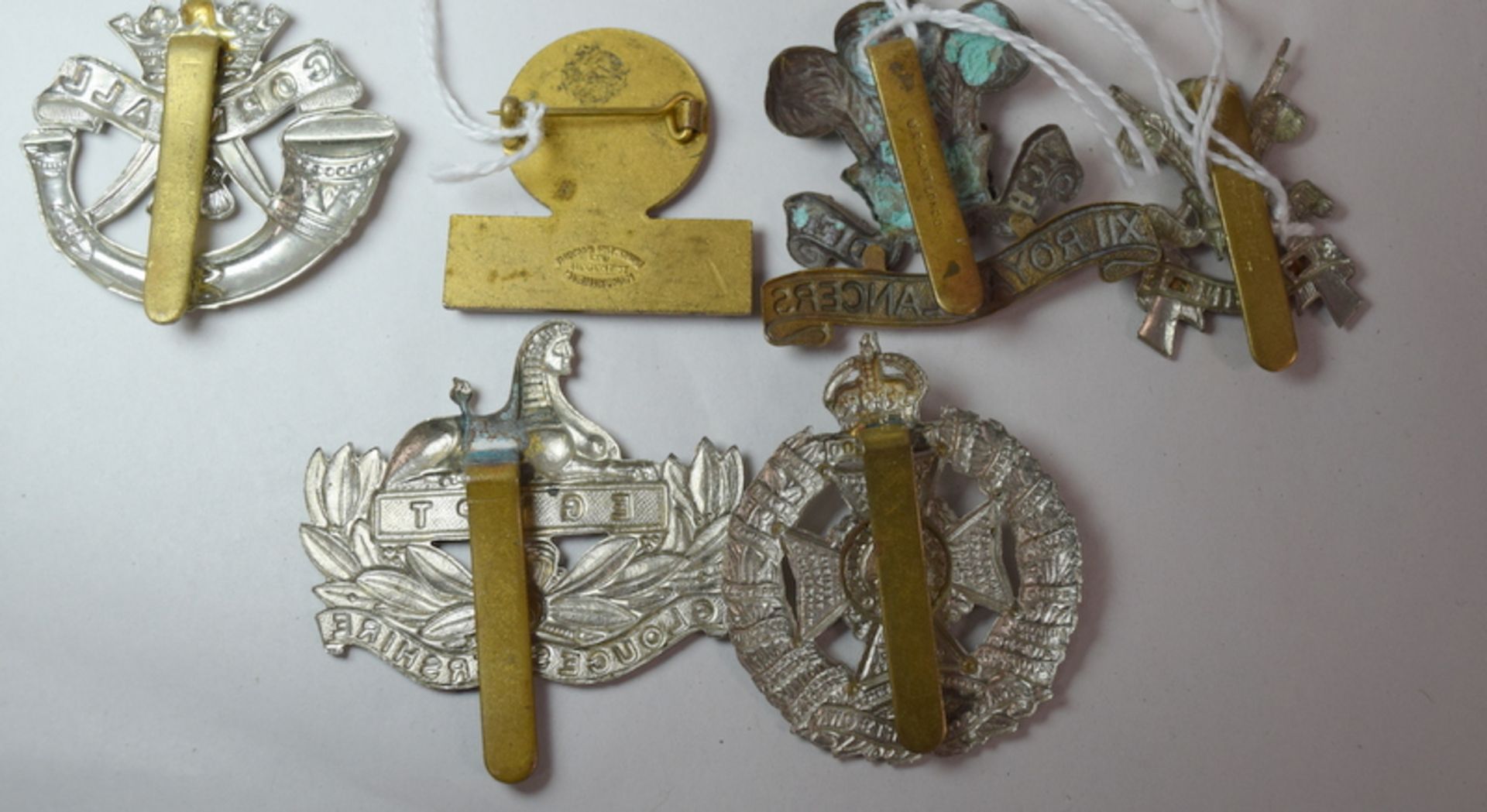 Group Of 6 Military Cap Badges - Image 3 of 3