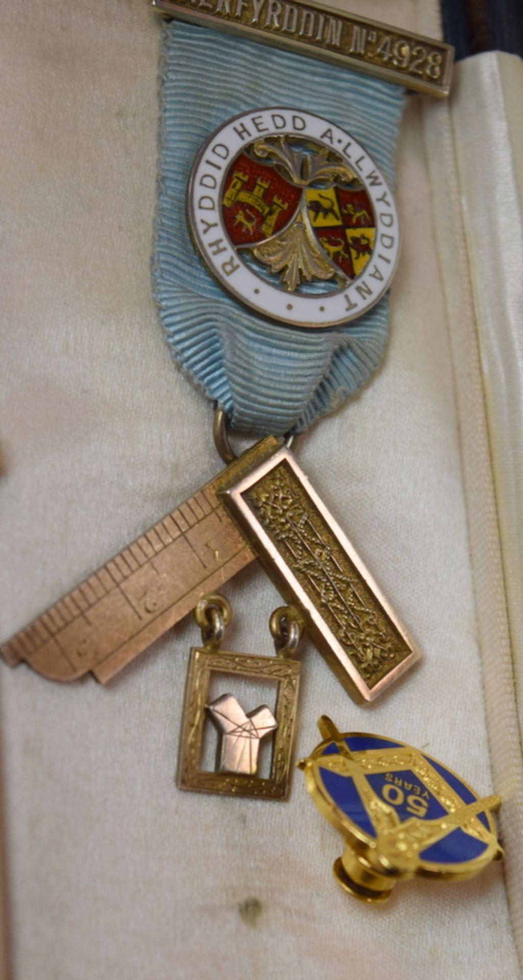 Collection Of 4 Silver And Gilt Masonic Medals, Jewels - Image 5 of 7