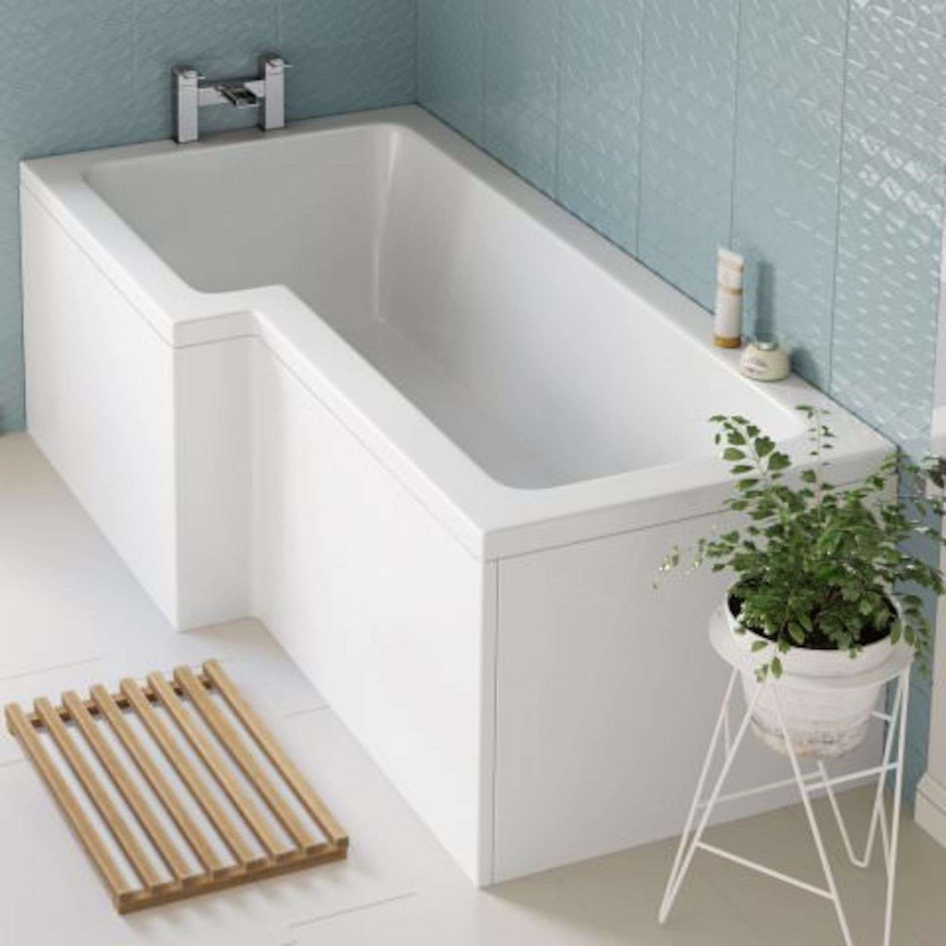 (DK81) 1700x850mm Left Hand L-Shaped Bath. RRP £349.99. Constructed from high quality acrylic