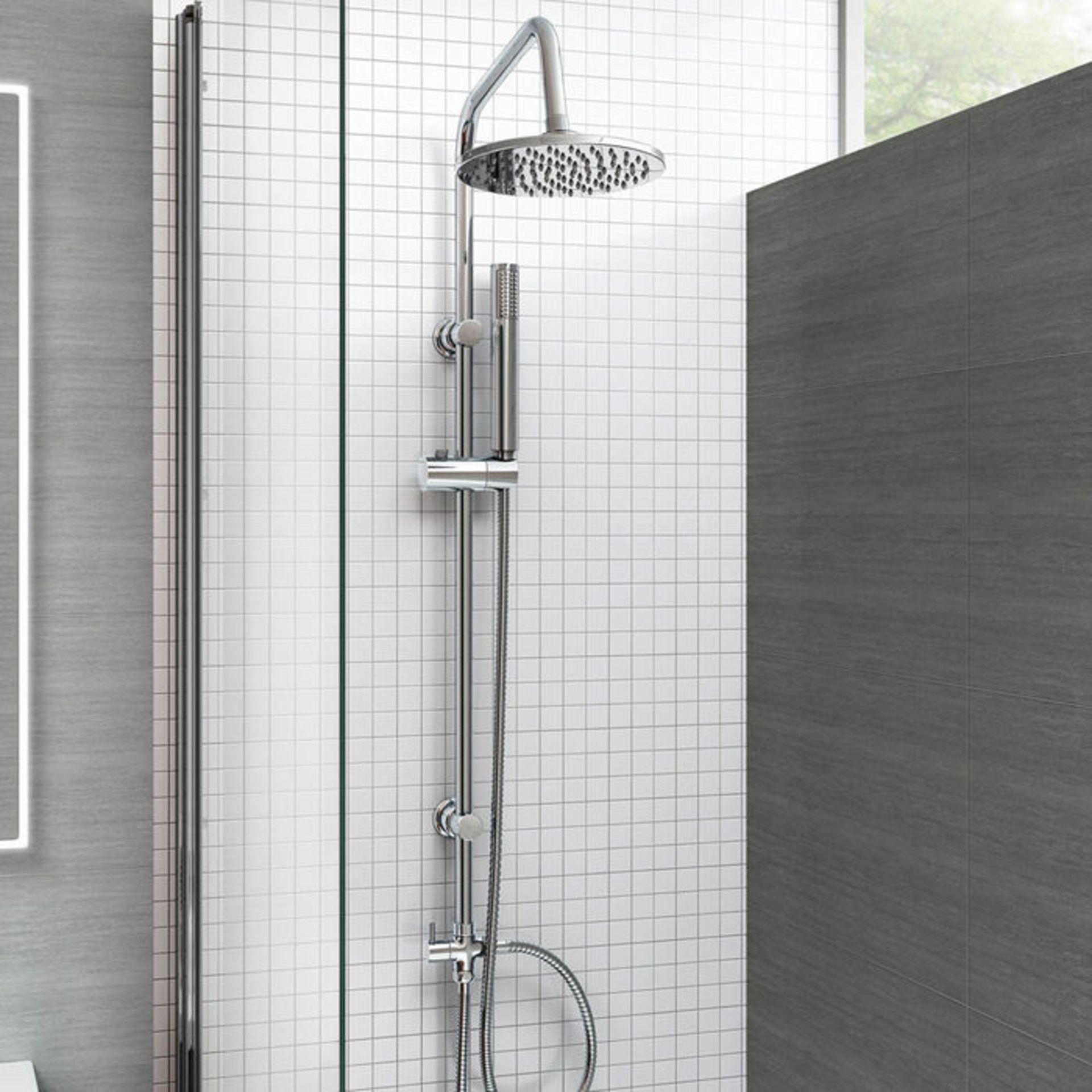 (HS39) 200mm Round Head, Riser Rail & Handheld Kit. Quality stainless steel shower head with Easy