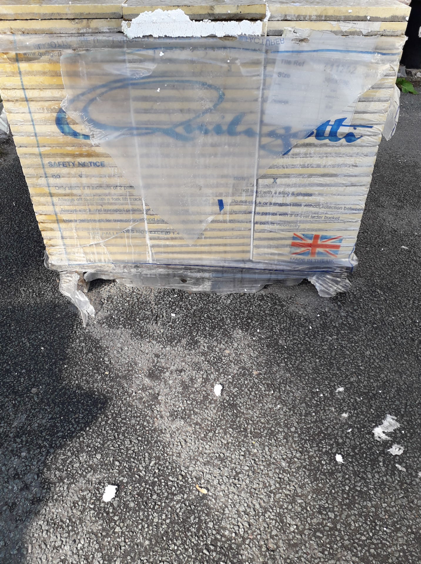 1 x Pallet of Brand New, Terrazo Quiligotti Commercial Floor Tiles. (Manufactuer code T11252) 24 - Bild 3 aus 3