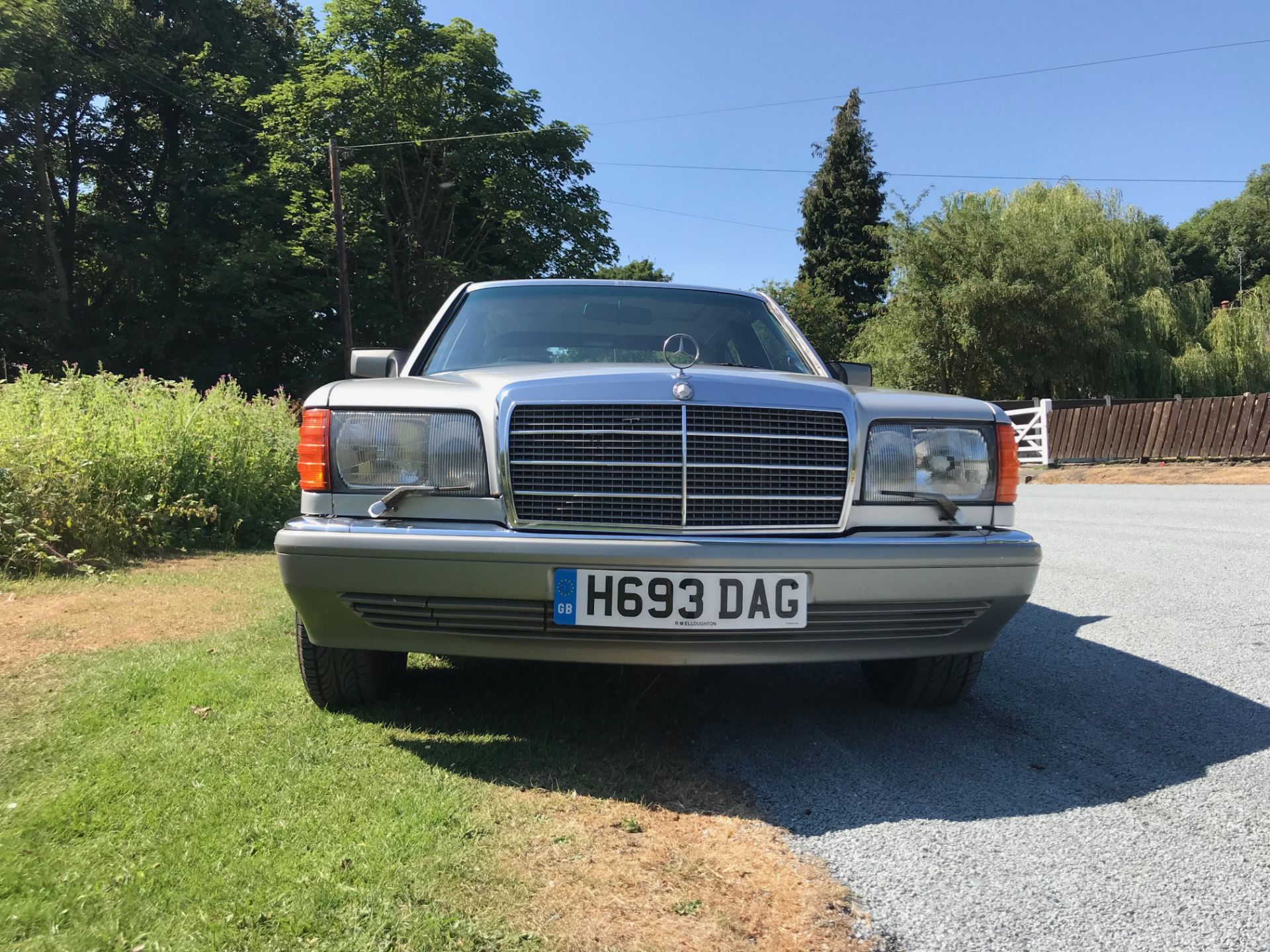 Mercedes 300 SE Automatic - Image 3 of 69