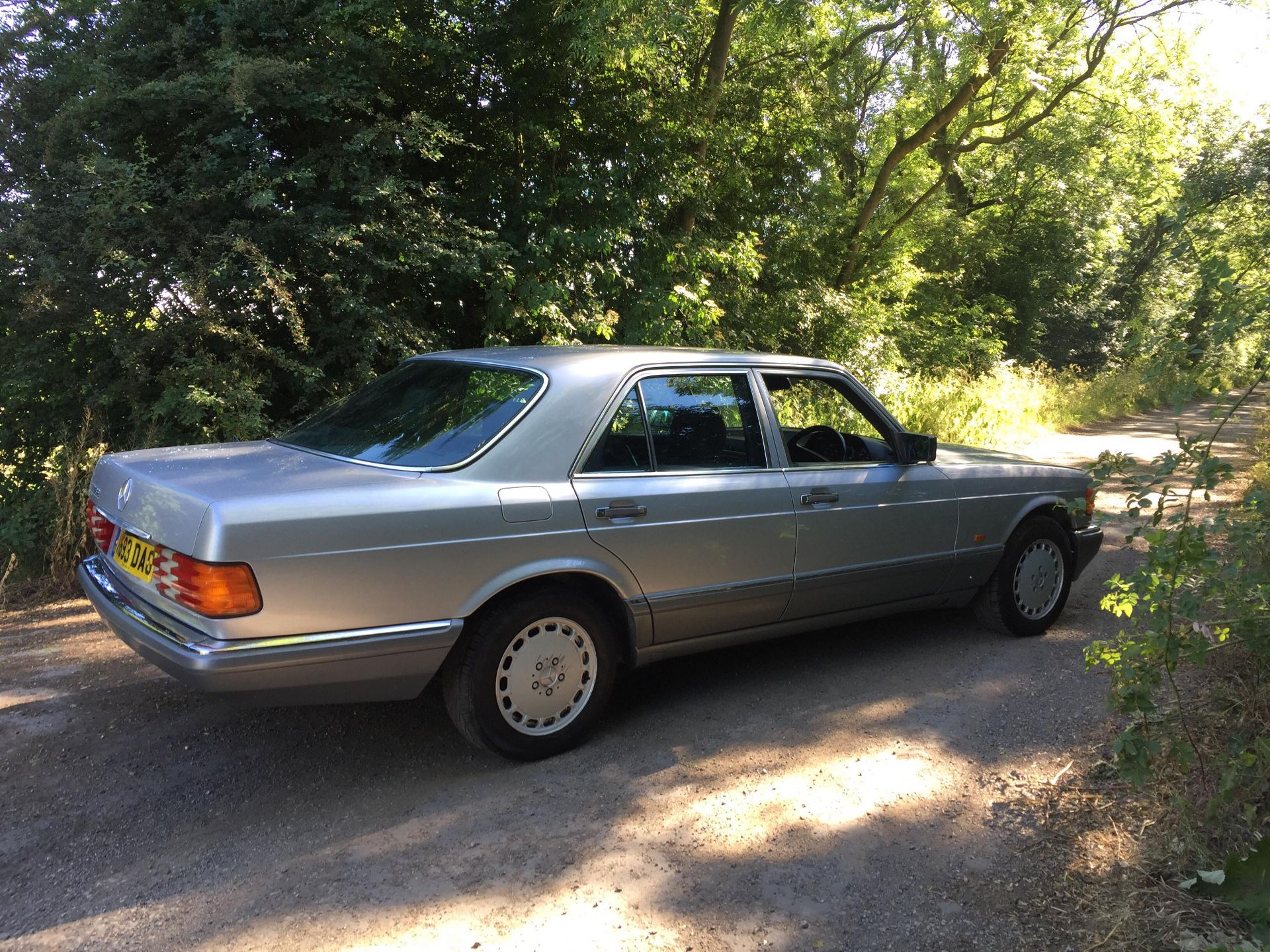 Mercedes 300 SE Automatic - Image 17 of 69