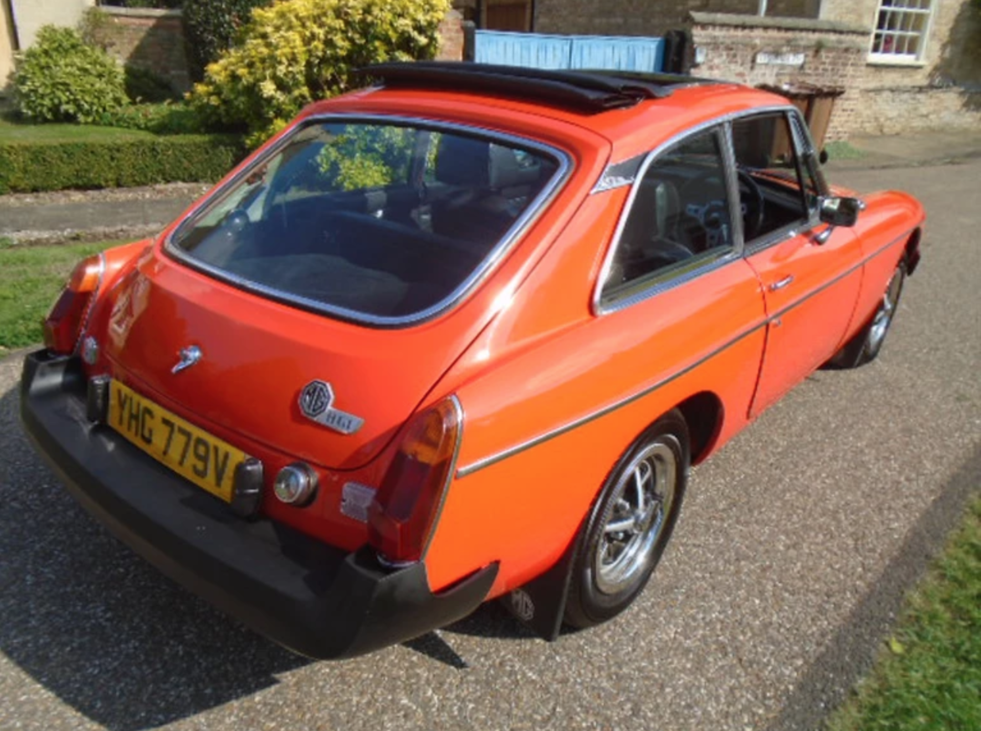 1980 MG B GT 'rubber bumper + O/drive' - Image 3 of 6