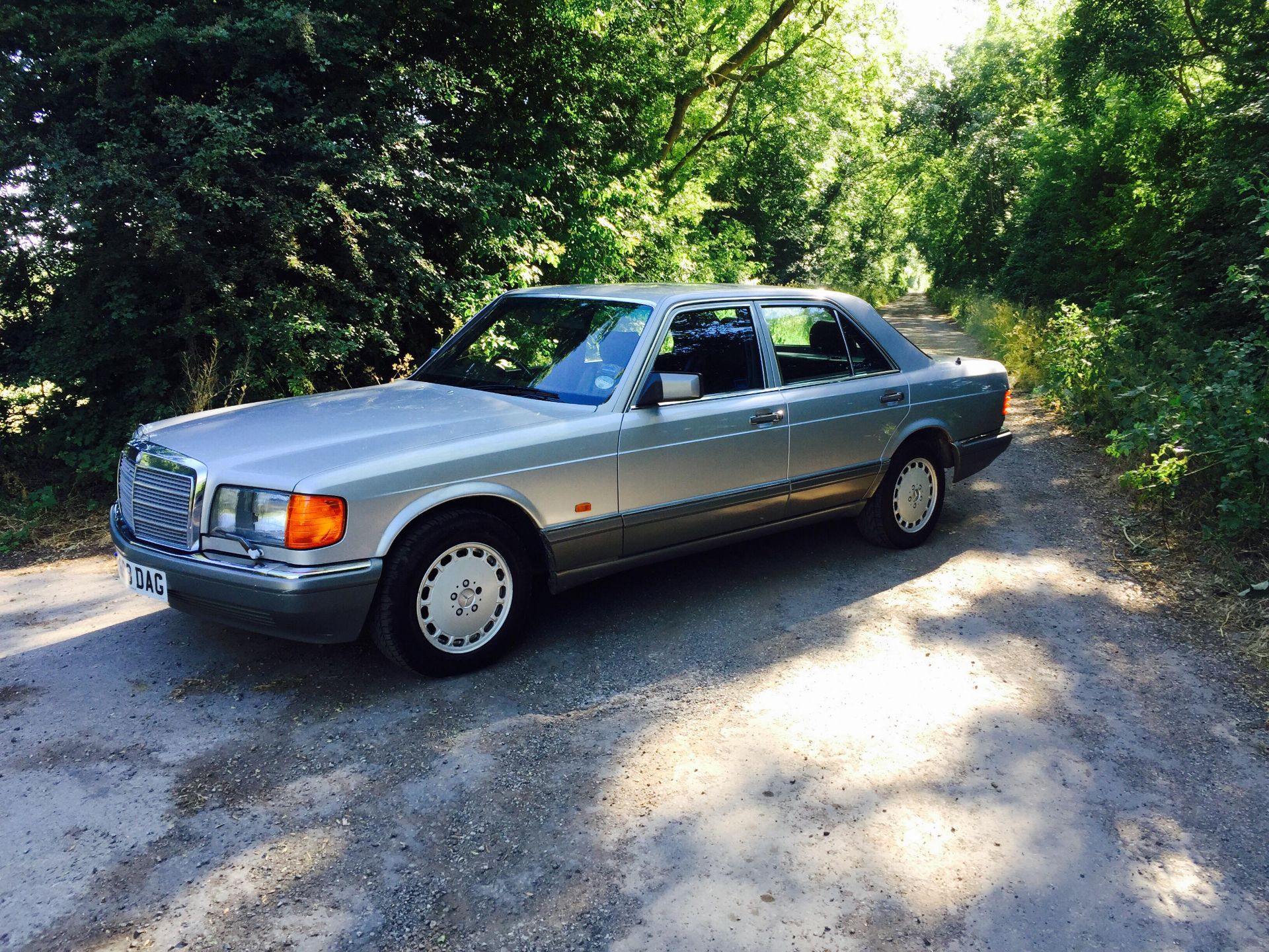 Mercedes 300 SE Automatic - Image 13 of 69