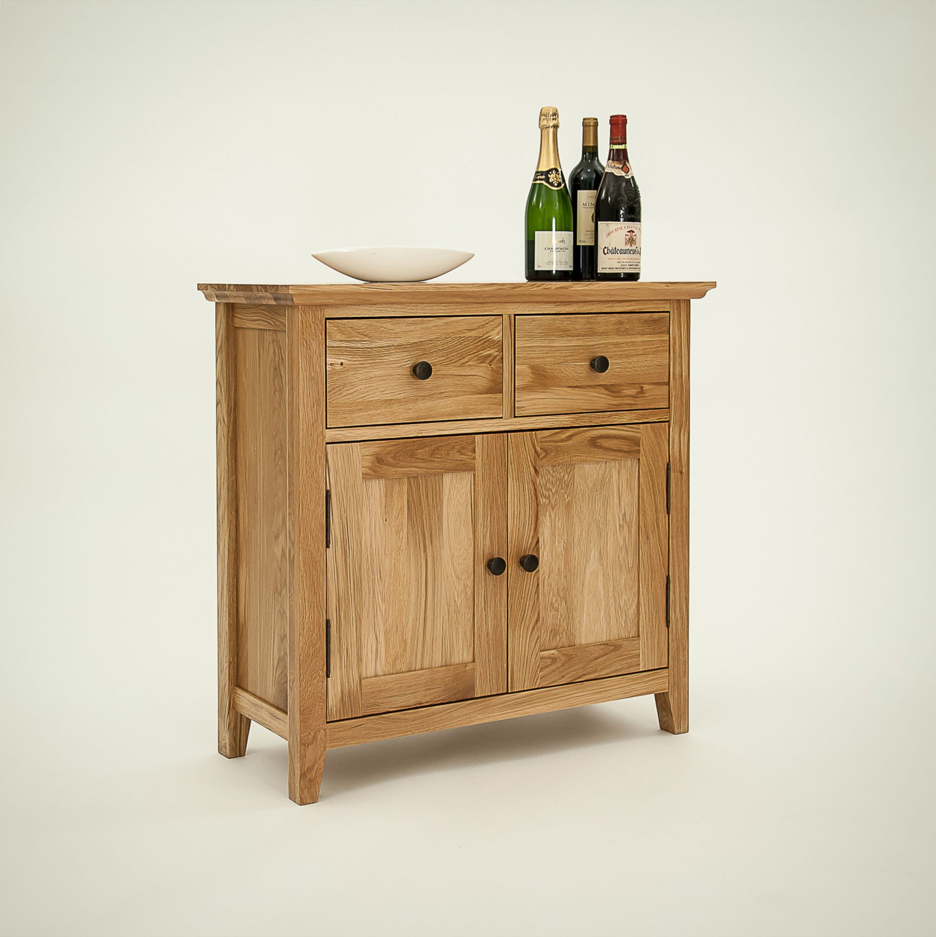 1x Hereford Rustic Oak Small Sideboard