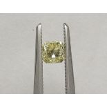 Radiant-shaped diamond weighing app. 0.55ct. Colour : Yellow .Clarity :SI1