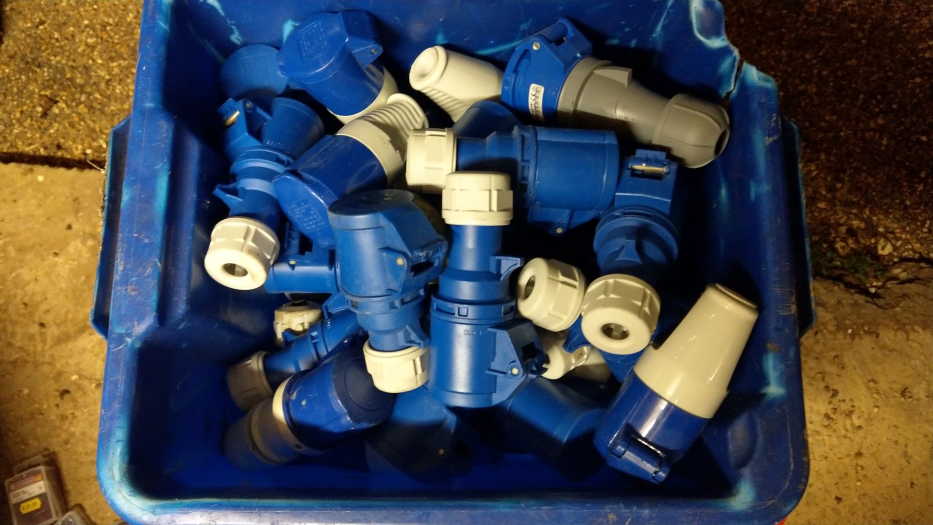 43x 16A CEE Form Sockets