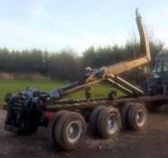 Multi-lift Hook Loader Tri-axle tractor trailer