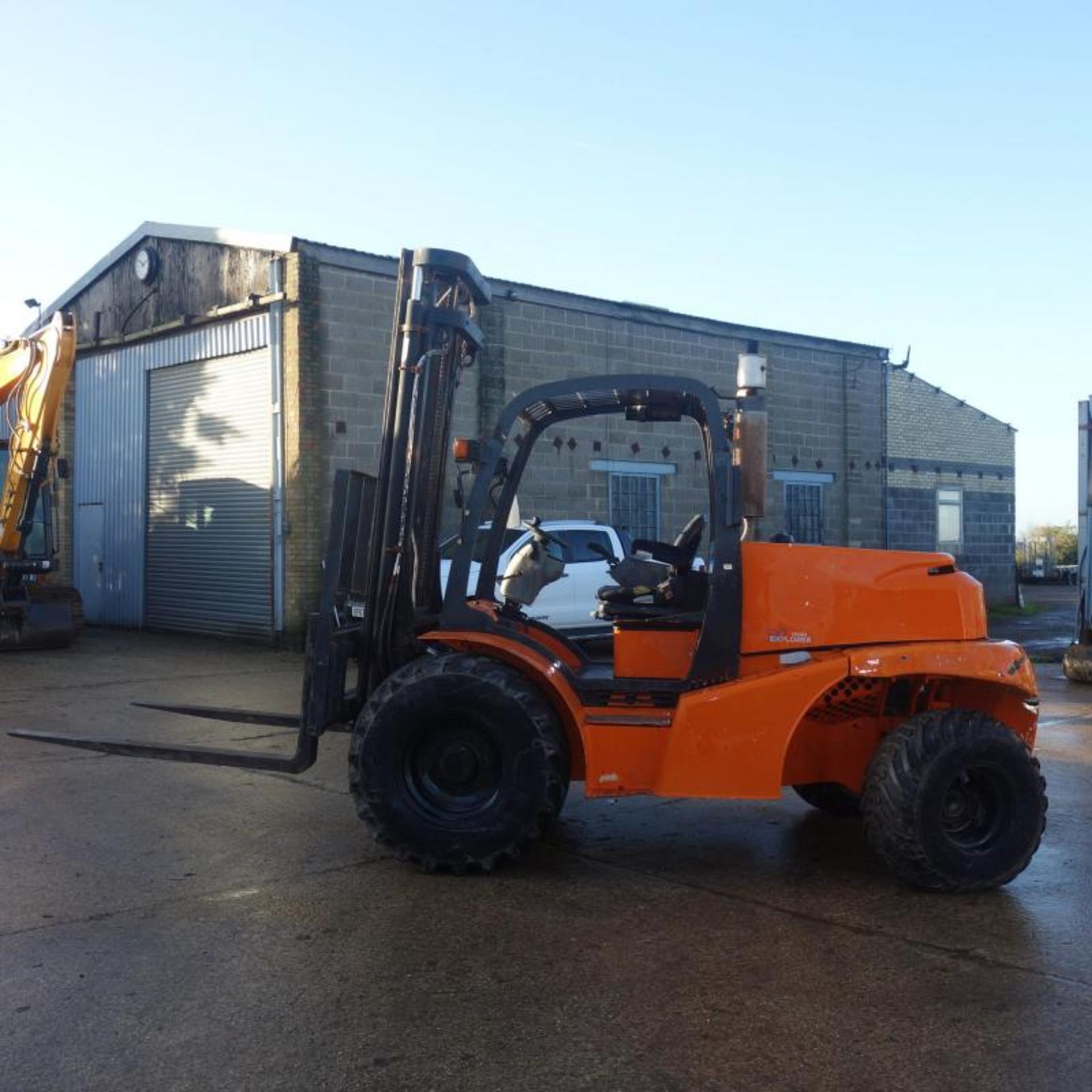 2011 MAST H50DA 4WD 5 Tonne 4x4 Forklift, Two Stage Mask