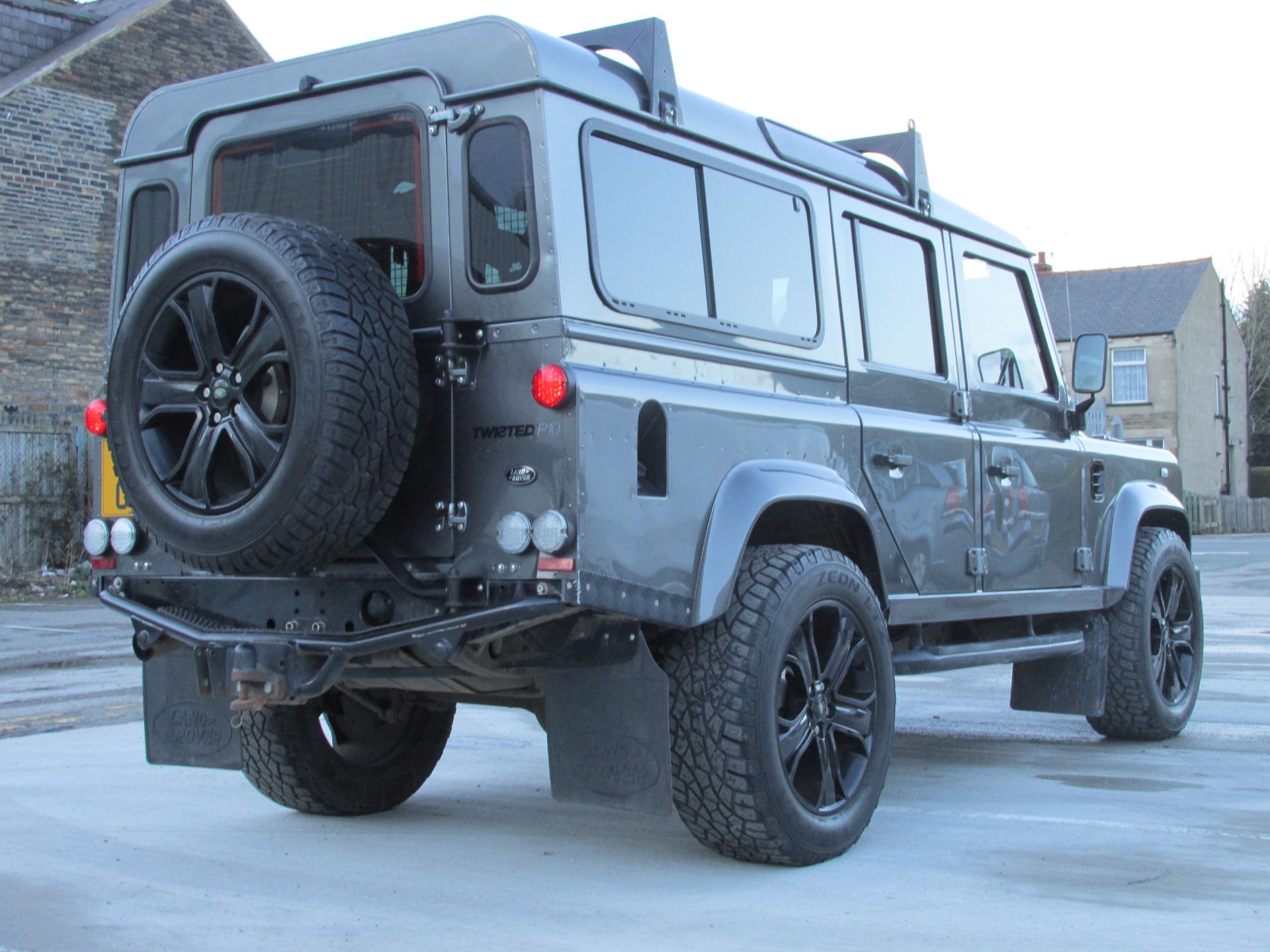 'TWISTED' - Rare Land Rover Defender Genuine PS 10 Built by Twisted Yorkshire - Image 4 of 50