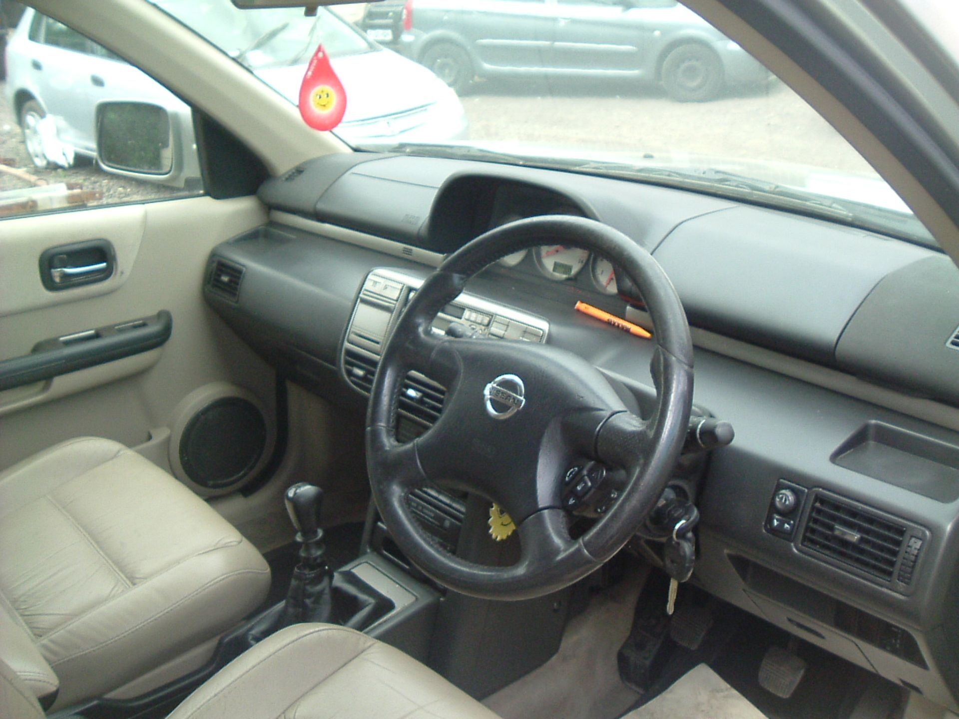 Nissan Xtrail SVE TD 2.2 - Image 5 of 9