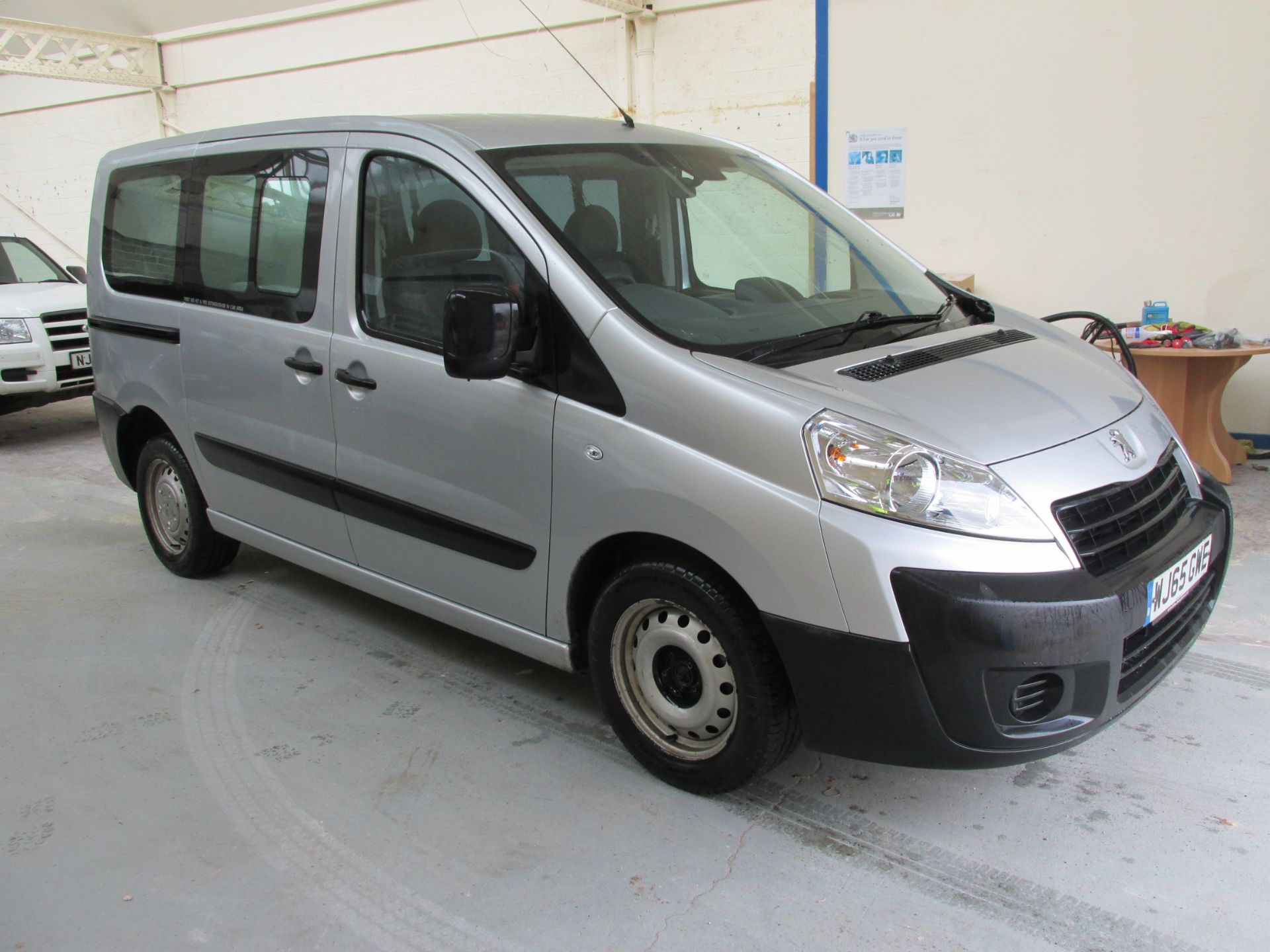 Peugeot Expert Teepee Mileage 123791 - No VAT on hammer - Image 4 of 7