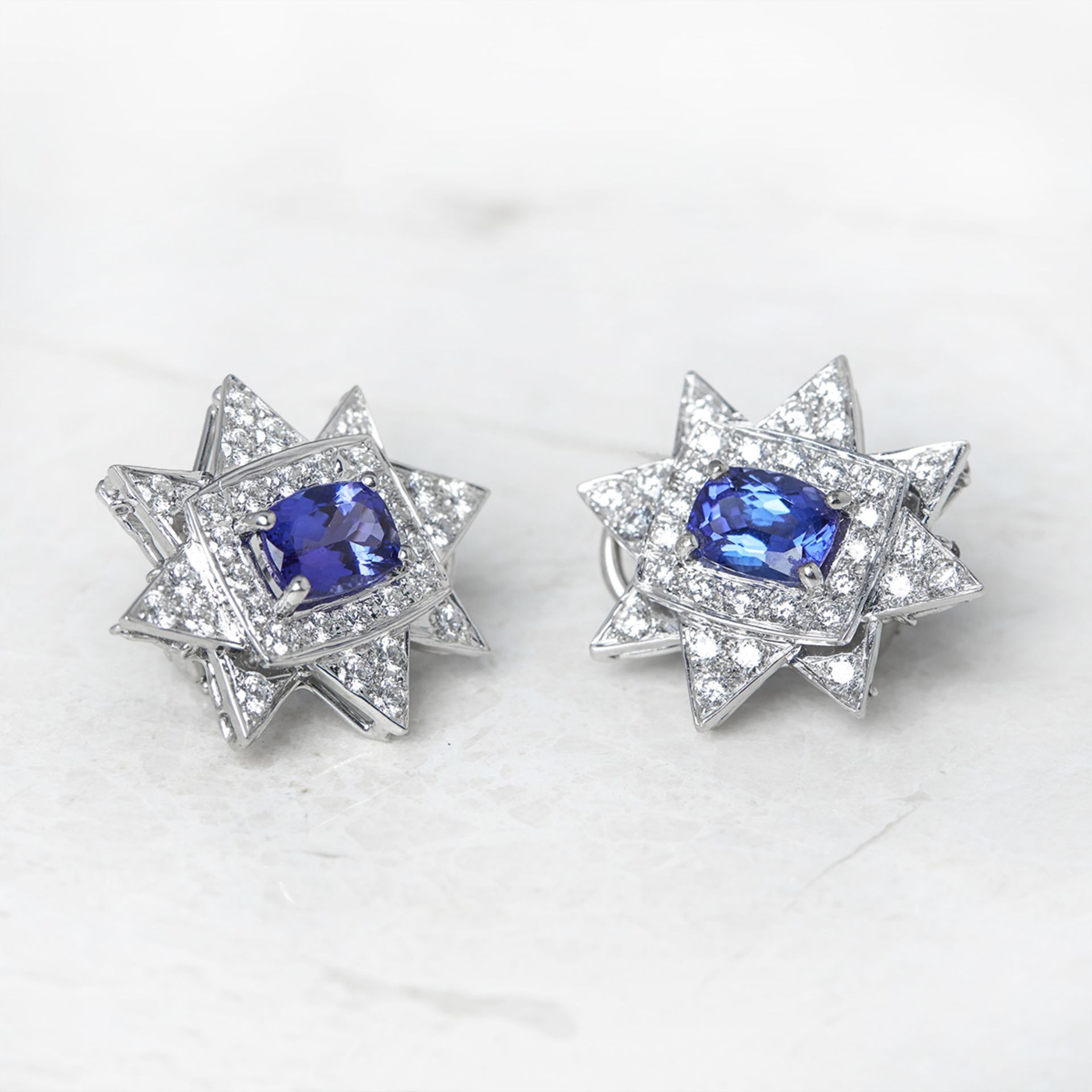 18k White Gold Tanzanite & Diamond Star Design Earrings - Image 5 of 6