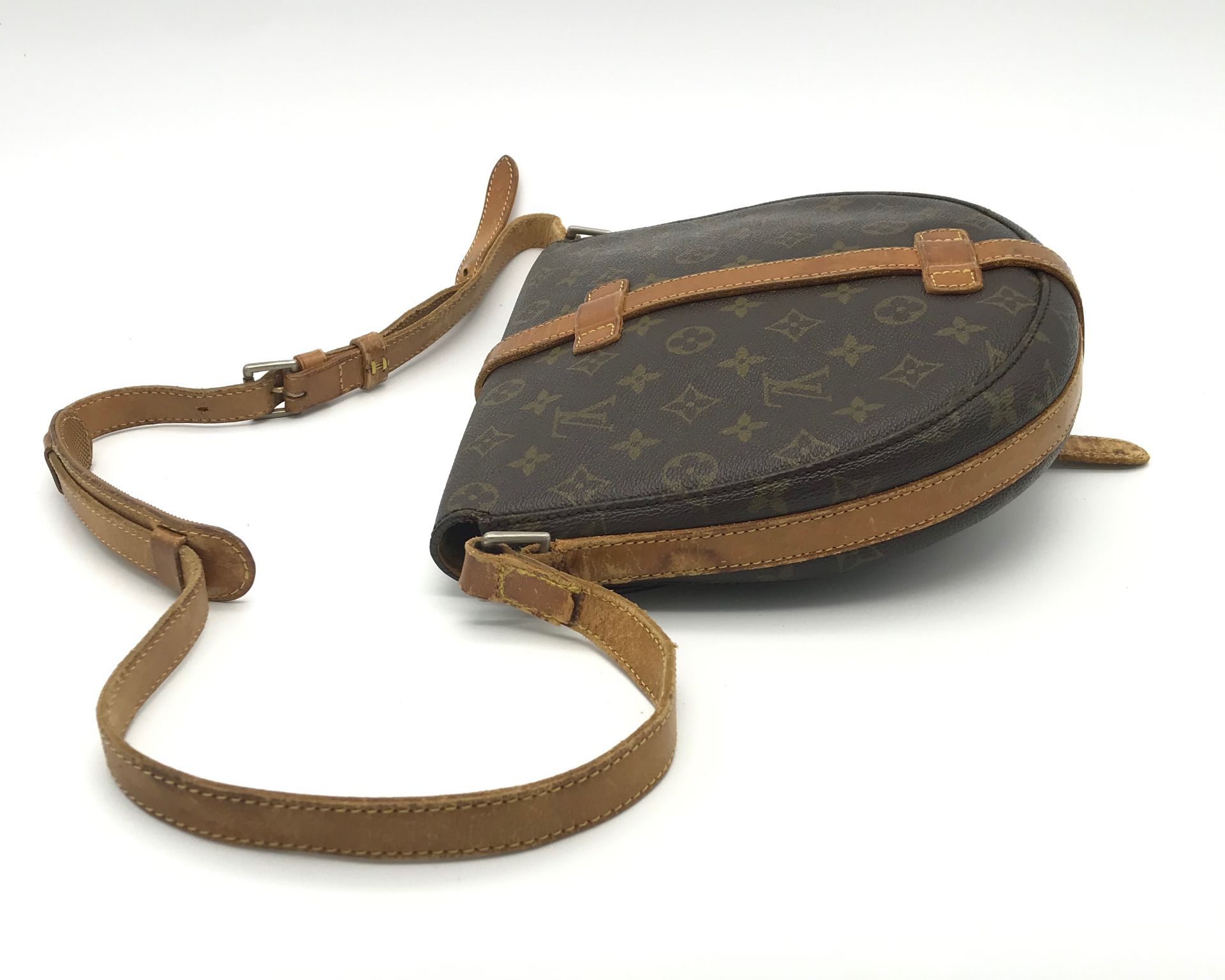 LOUIS VUITTON M51232 Monogram Shanti GM Shoulder Bag PVC/Leather - Image 4 of 16