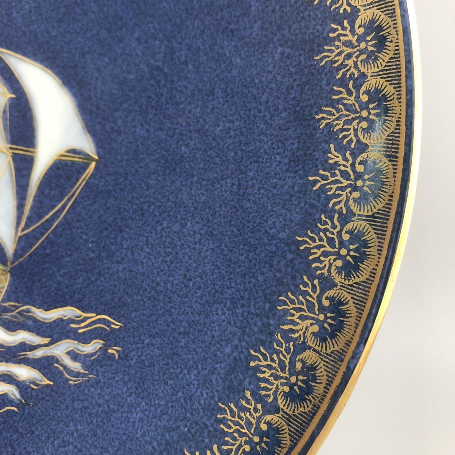 Antique Wedgwood Blue Lustre Cabinet Plate - Sailing Ship and Gilt Border c1900 - Image 3 of 7