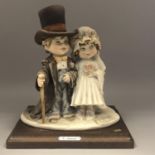 Giuseppe Armani 1982 Capodimonte Boy & Girl Getting Married Wedding Figurine