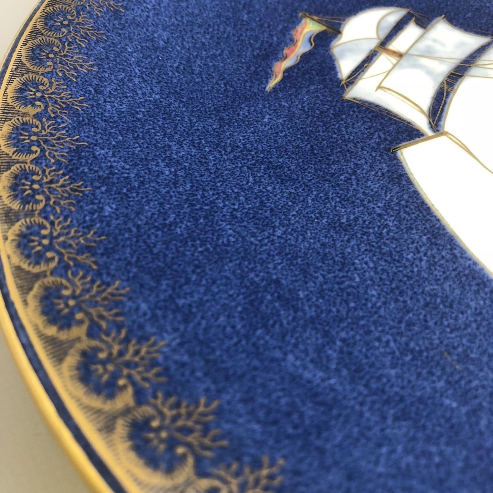 Antique Wedgwood Blue Lustre Cabinet Plate - Sailing Ship and Gilt Border c1900 - Image 5 of 7