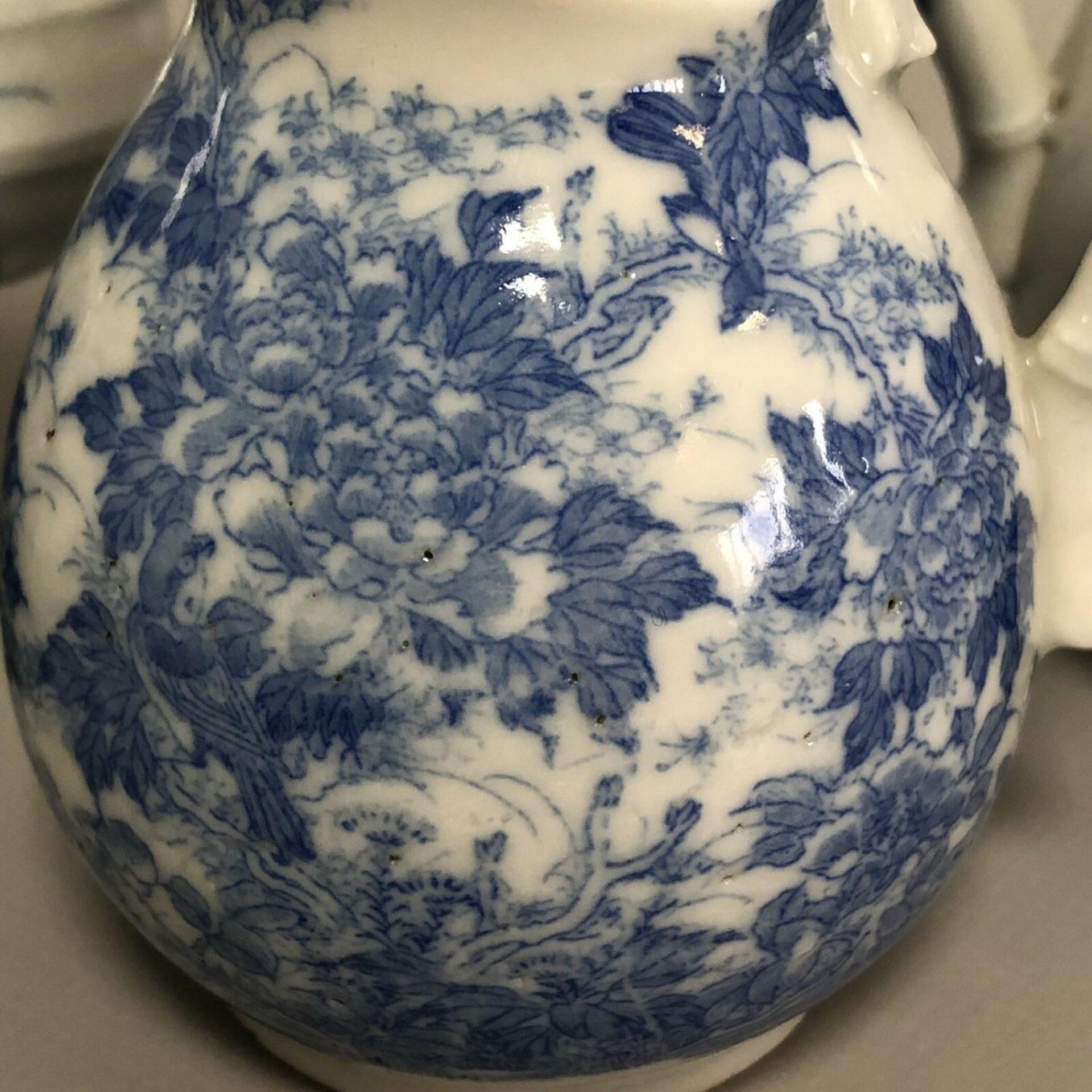Japanese Meiji Seto Ware Blue & White Porcelain Three Piece Bachelor's Tea Set - Image 7 of 11