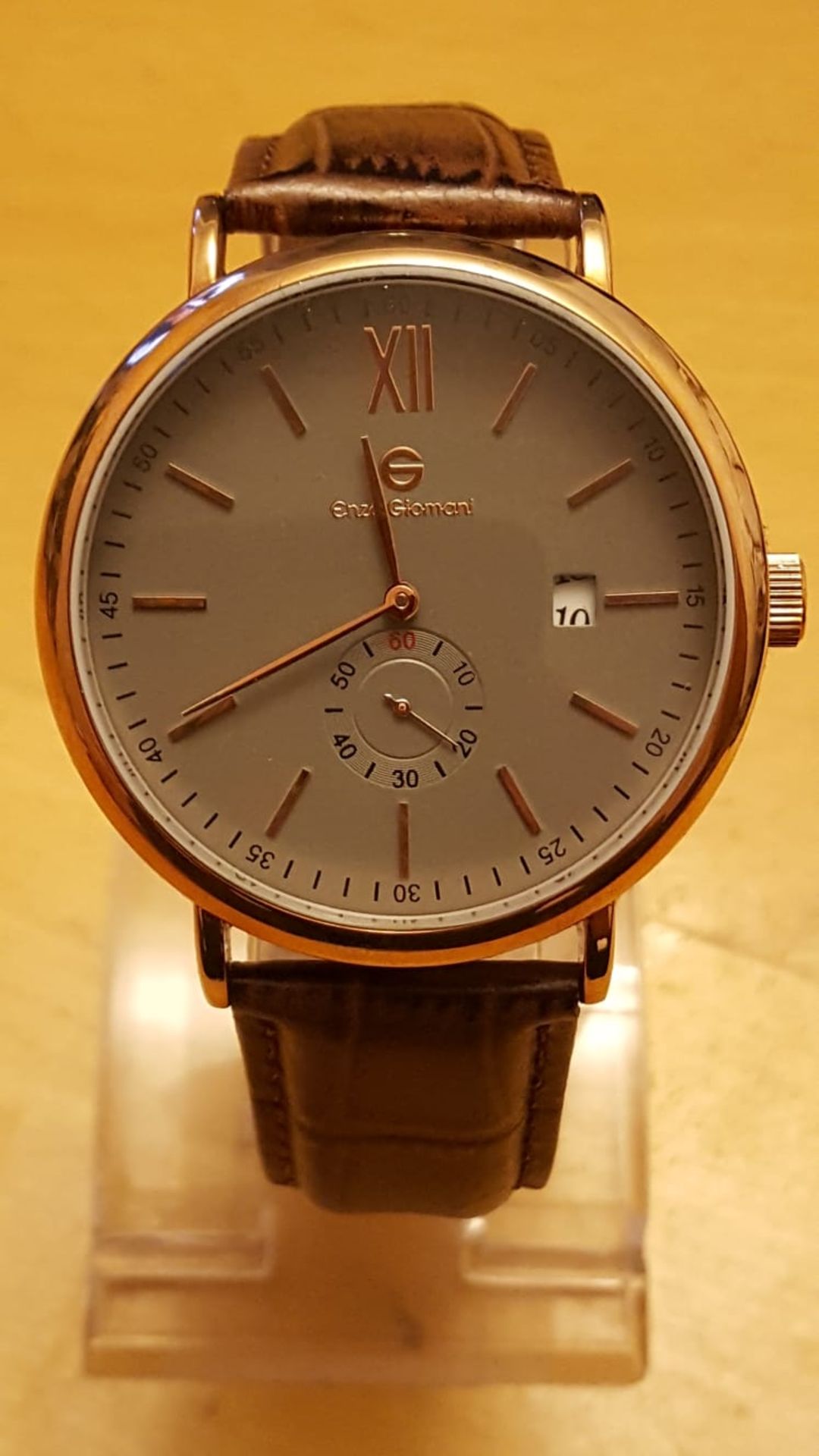 Brand New Enzo Giomani Gents Leather Strap Watch, 654, Date Display, Complete With Gift Box And 5