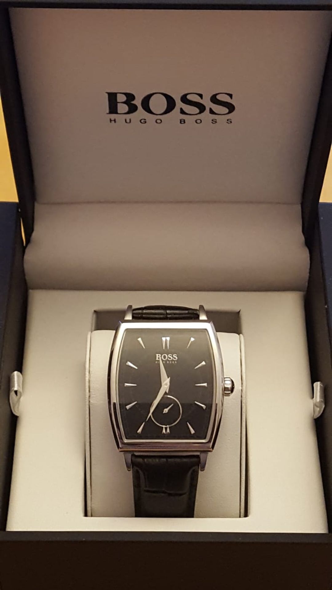 Brand New Hugo Boss Mens Classic Watch, Hb1512845, Black Dial And Black Leather Strap, Complete With - Image 2 of 2
