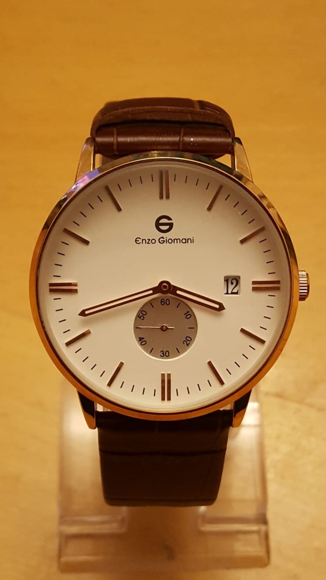 Brand New Enzo Giomani Gents Leather Strap Watch, 653, Date Display, Complete With Gift Box And 5