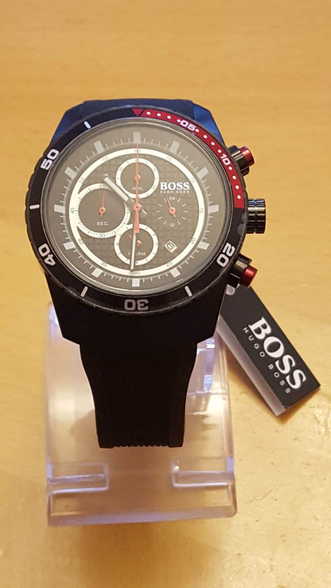 Brand New Hugo Boss Mens Chronograph Watch, Hb1512661, Black Dial And Black Rubber Strap, Complete