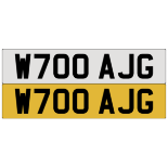 W700 AJG on DVLA retention, ready to transfer.