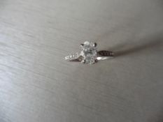 1.09ct Oval diamond,8.34mmx5.07mm oval diamond si2 i colour ,looks like 1.50ct,18ct white gold