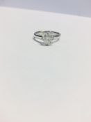 1ct brilliant cut diamond solitaire ring,diamond is H colour i2 clarity,4 claws setting platinum,