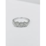 1.50ct diamond three stone ring 18ct white gold ,3x 0.50ct h colour vs grade diamnds(enhanced)