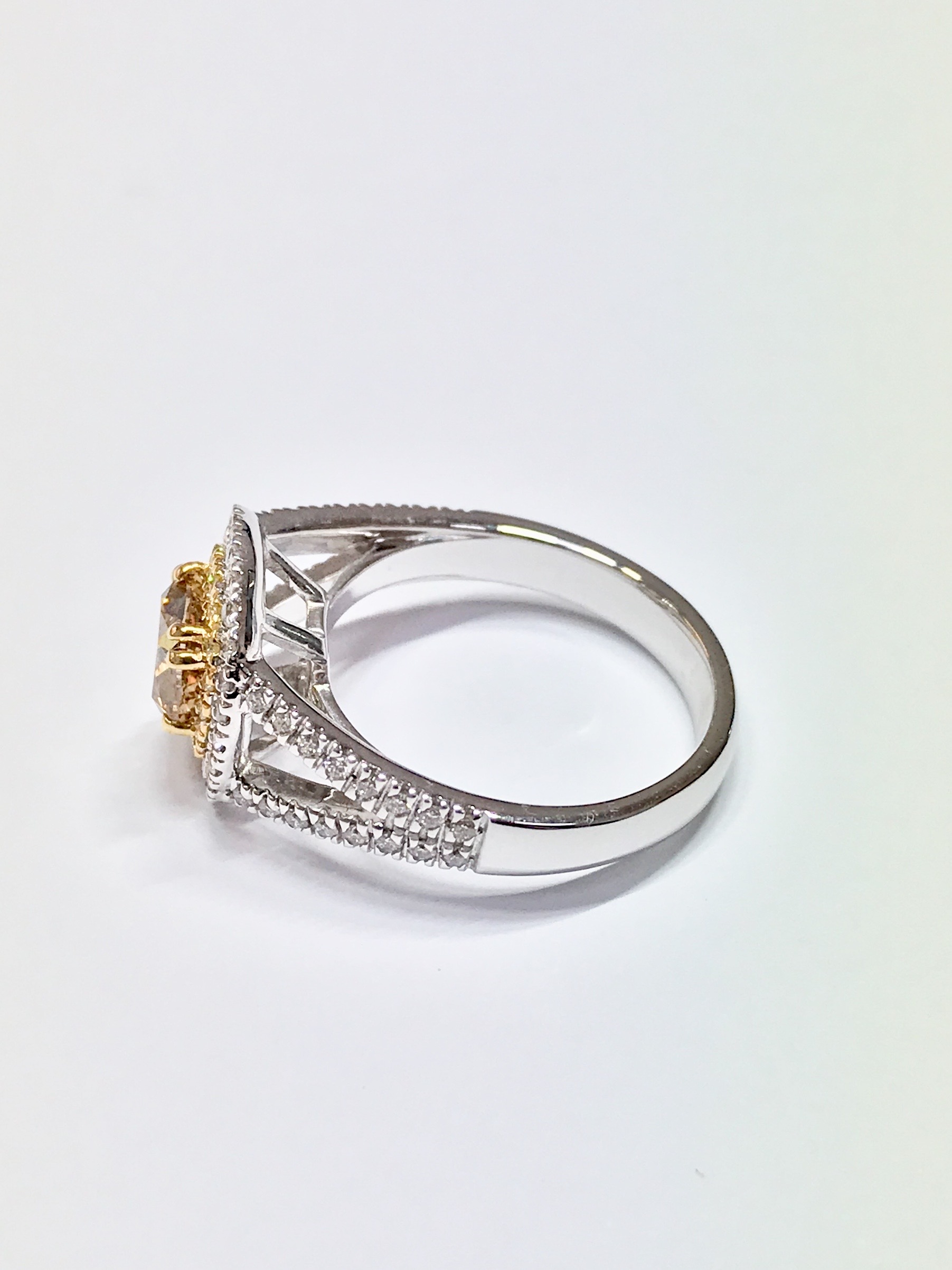 1.15ct diamond set solitaire ring with a yellow cushion cut yellow diamond and a halo setting and - Image 3 of 4