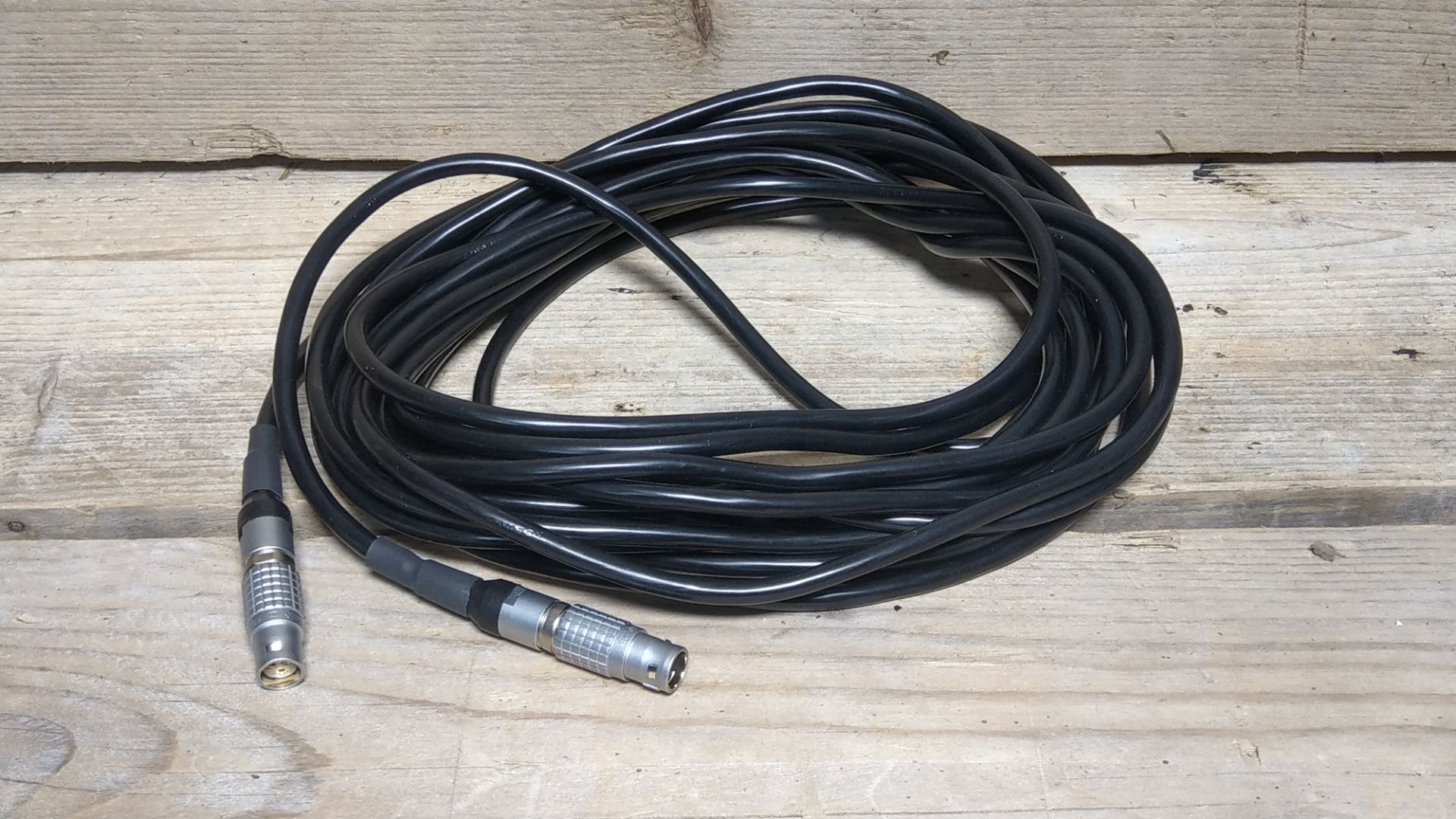 3 Pin Long Gekko Kezia Extension Lead