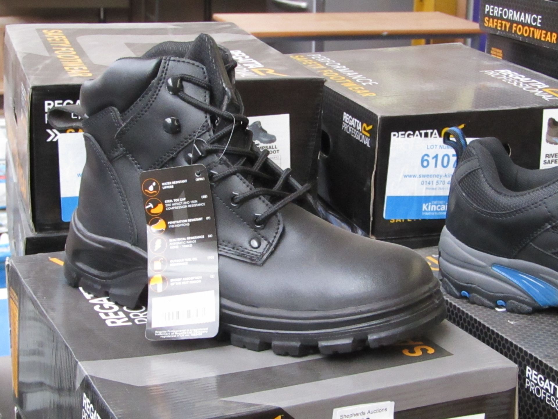 Regatta safety Boots and BNIB Adidas Climalite ladies top