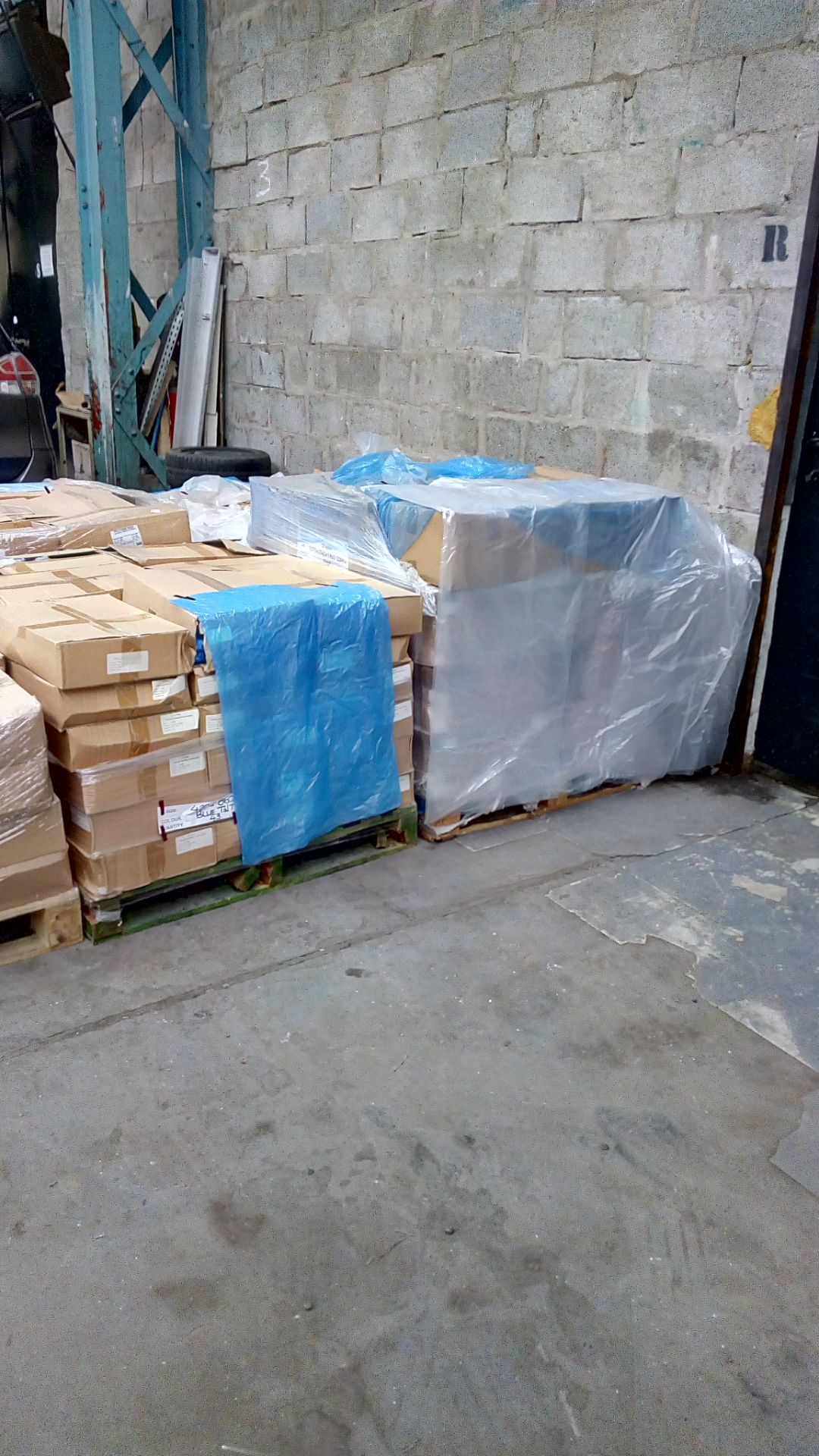 One pallet of Blue Polythene Bin Bags   40 Boxes 500 Bags per box ( 20,000 Bags ) Size 420 x 860